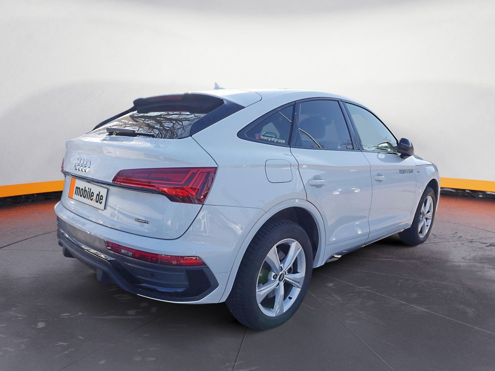 Audi Q5 Sportback 40 TDI quattro S line - Samsaru's Car Outlet