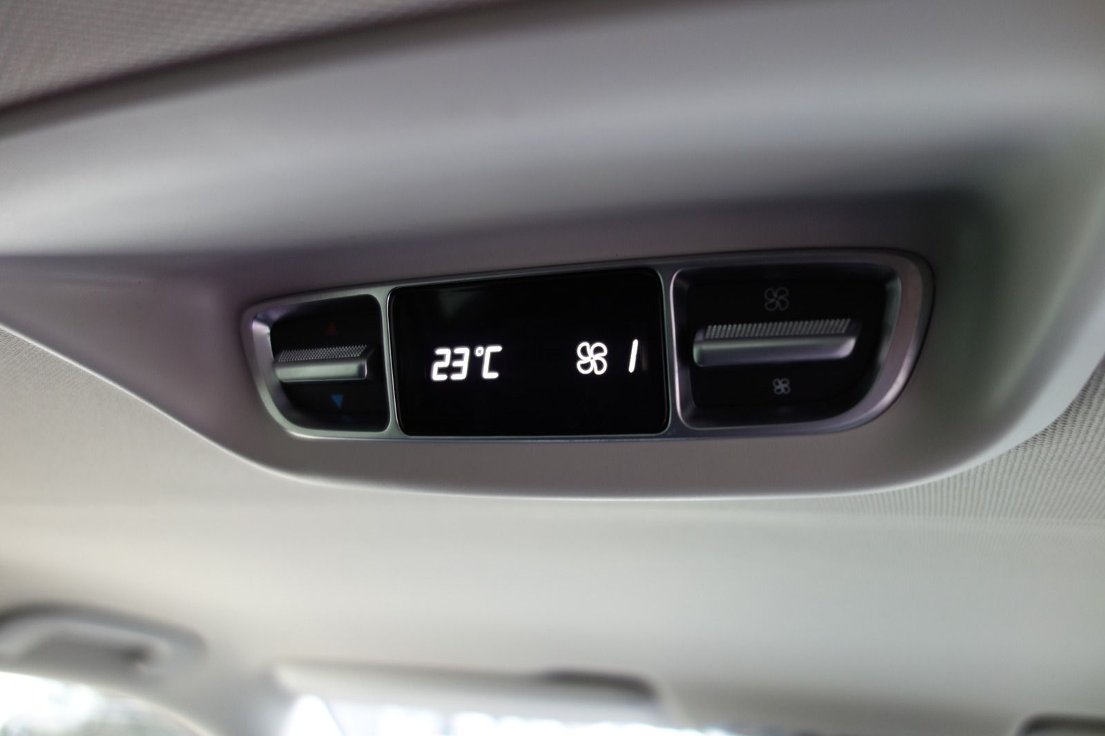 Mercedes-Benz V 300 d 4Mat Lang LED/MBUX/LEDER/eHECKTÜR/2xsTÜR