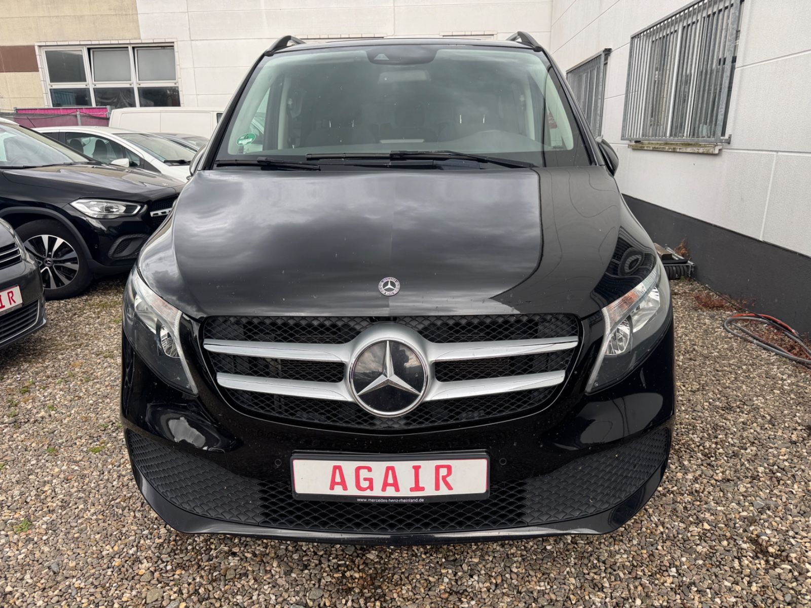 Mercedes-Benz V 250 - Samsaru's Car Outlet