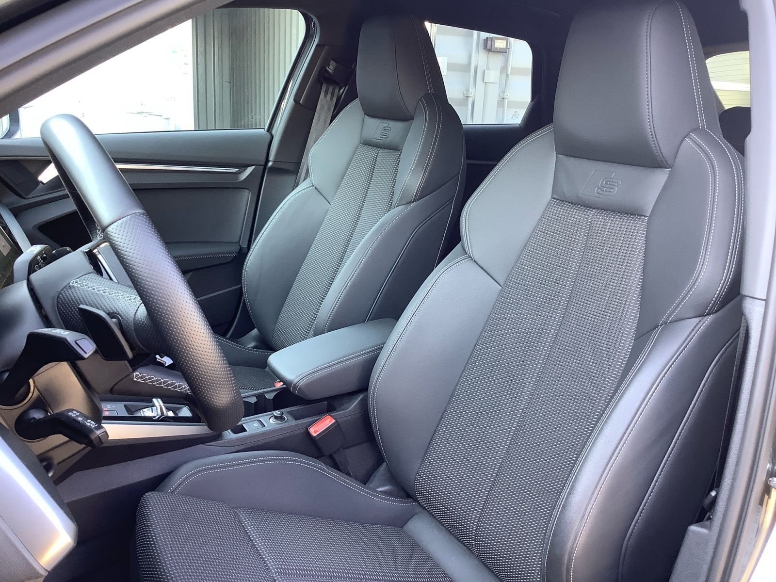 Audi A3 Sportback 40 TFSI e S-Tronic S-Line - Samsaru's Car Outlet