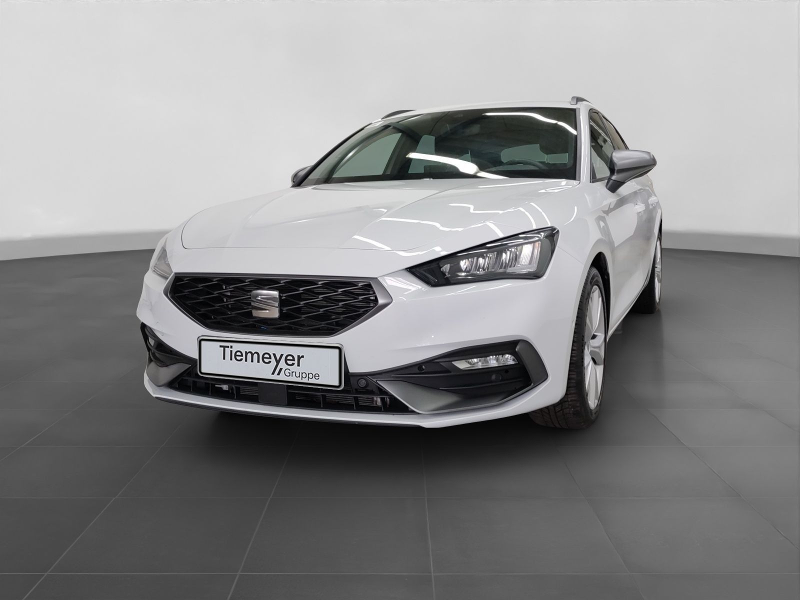 Seat Leon Sportstourer 2.0 TDI DSG FR NAVI AHK ACC PA
