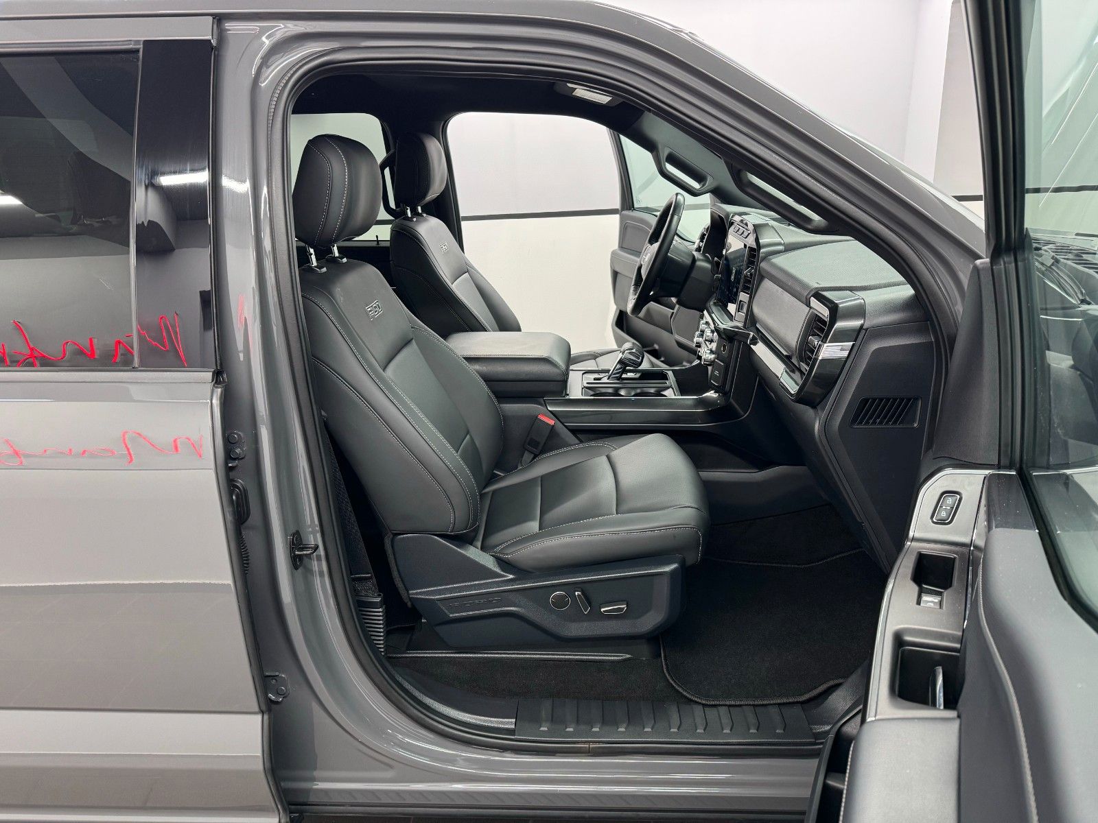 Ford F 150 5.0 XLT Supercrew - Samsaru's Car Outlet