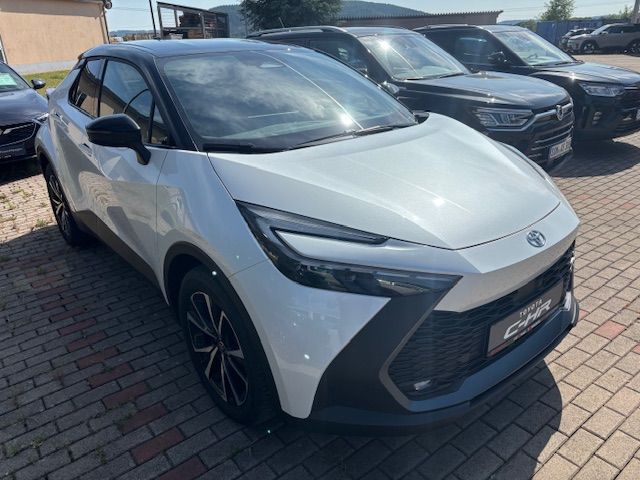 Toyota C-HR 2.0 Hybrid Team Deutschland