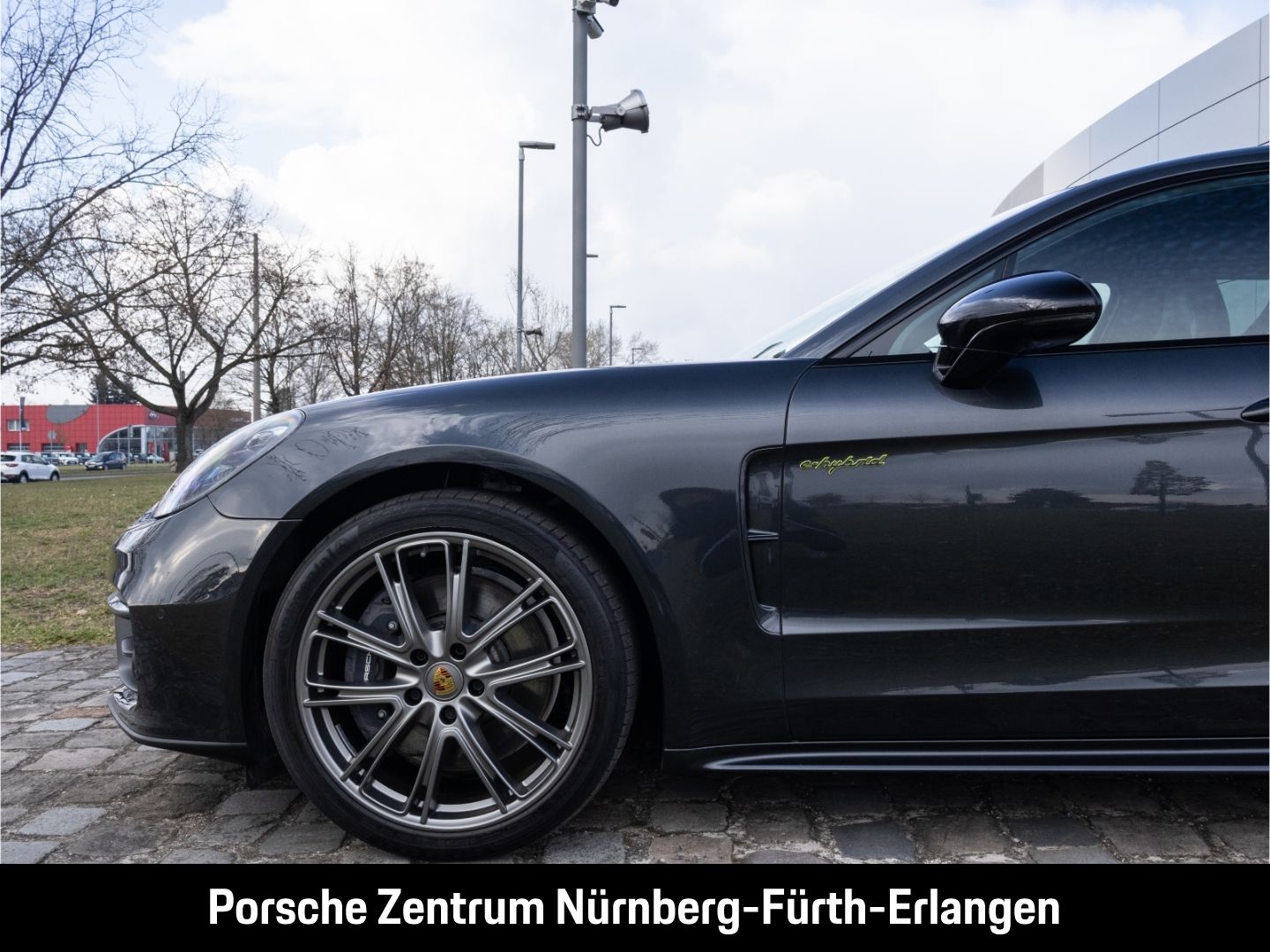 Porsche Panamera 4 E-Hybrid Sport Turismo Platinum Editi