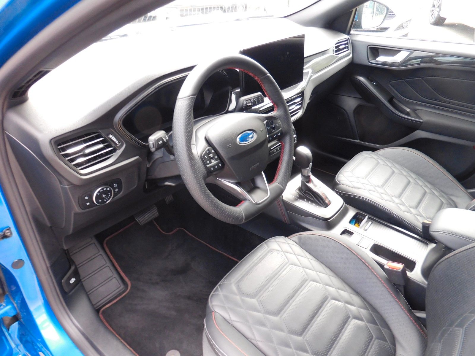 Ford Focus Turnier 1.0 EcoBoost Aut. ST-Line X*4J.GAR