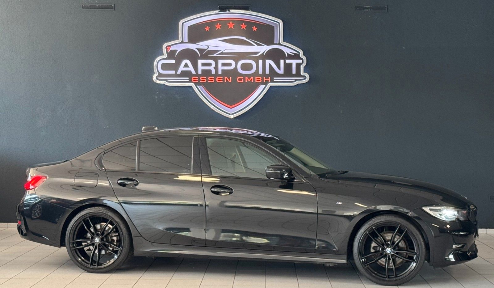 BMW 320i M Sport - Samsaru's Car Outlet