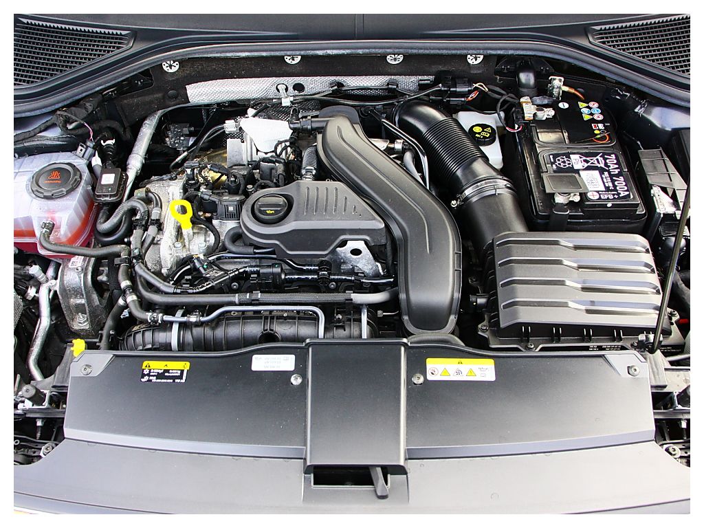 Volkswagen T-ROC Style DSG - Samsaru's Car Outlet