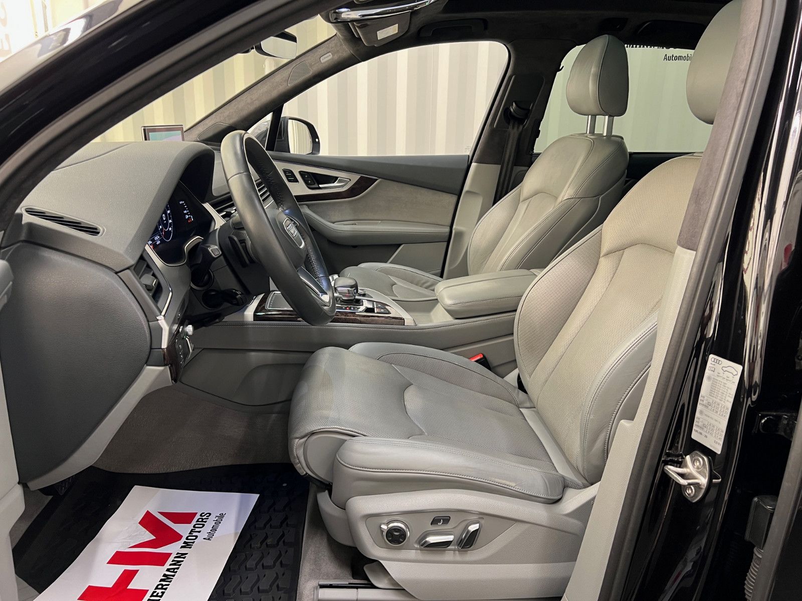 Audi Q7 3.0 TDI quattro S Line/MatrixLED/AHK/ACC/SHZ