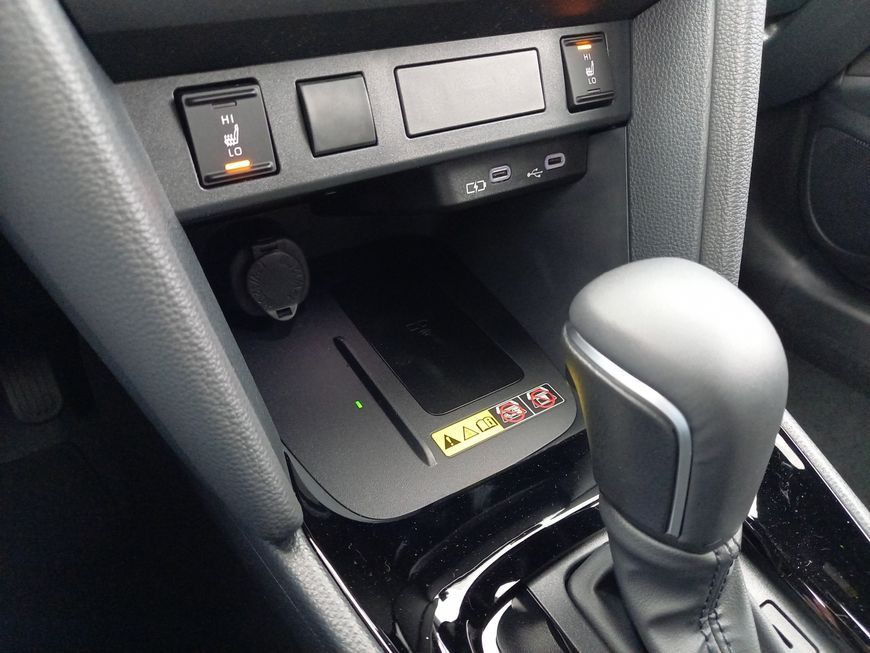 Toyota Yaris Cross Teamplayer Safety-Paket Winter-Paket