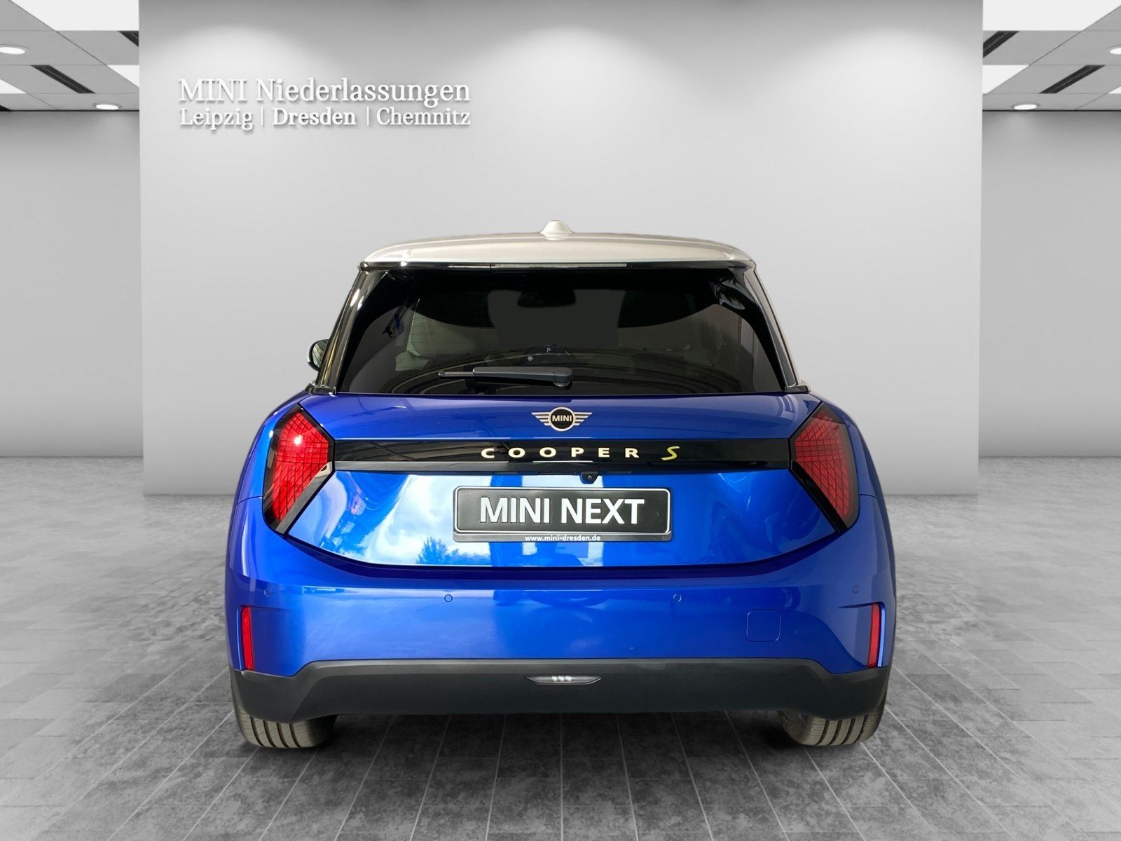 MINI Cooper SE - Samsaru's Car Outlet