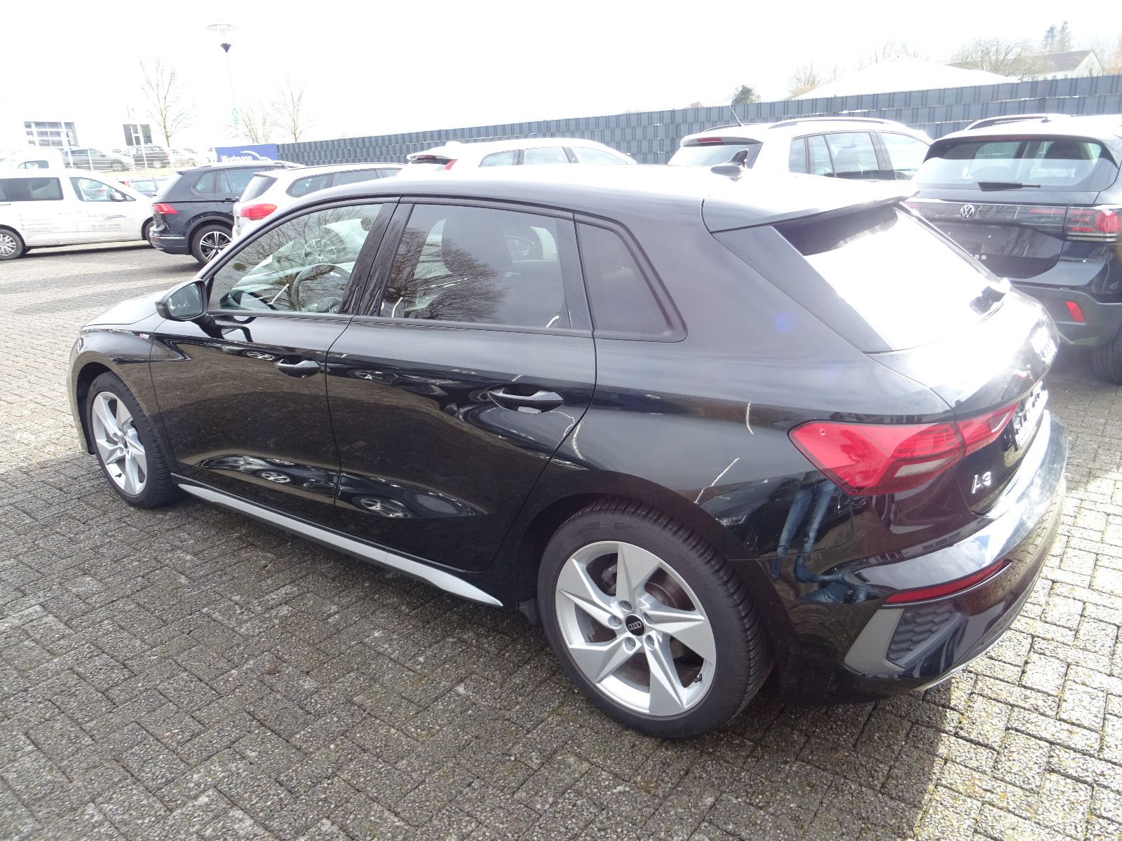 Audi A3 Sportb 30TFSI S line Navi LED SHZ Virtuell