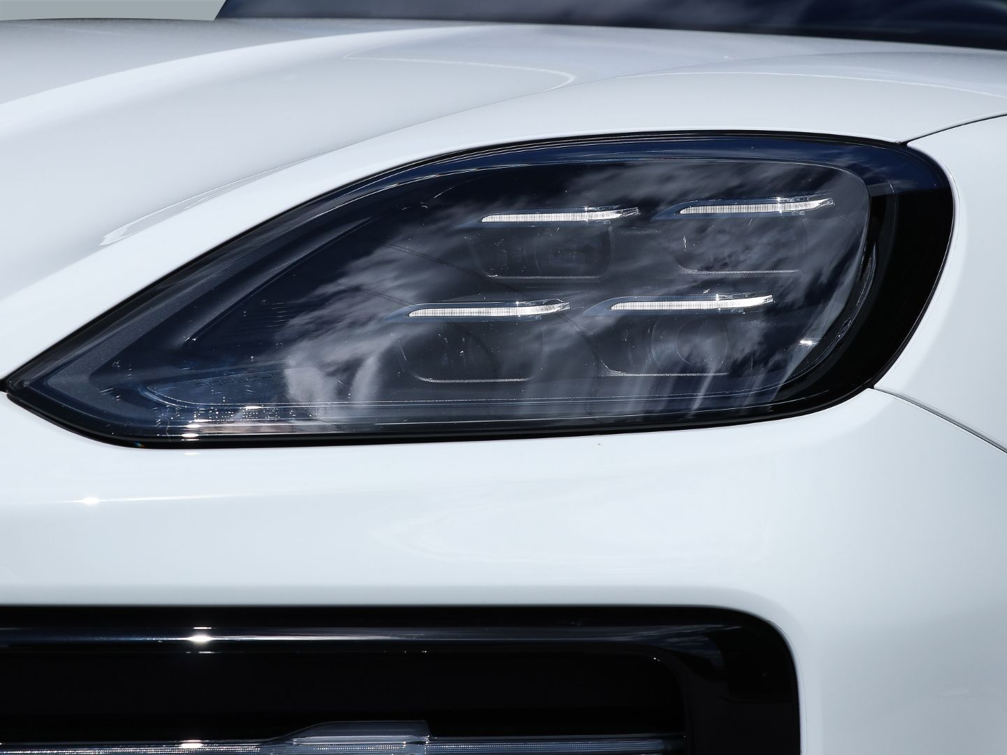 Porsche Cayenne E-Hybrid BOSE Surround-View HA-Lenkung
