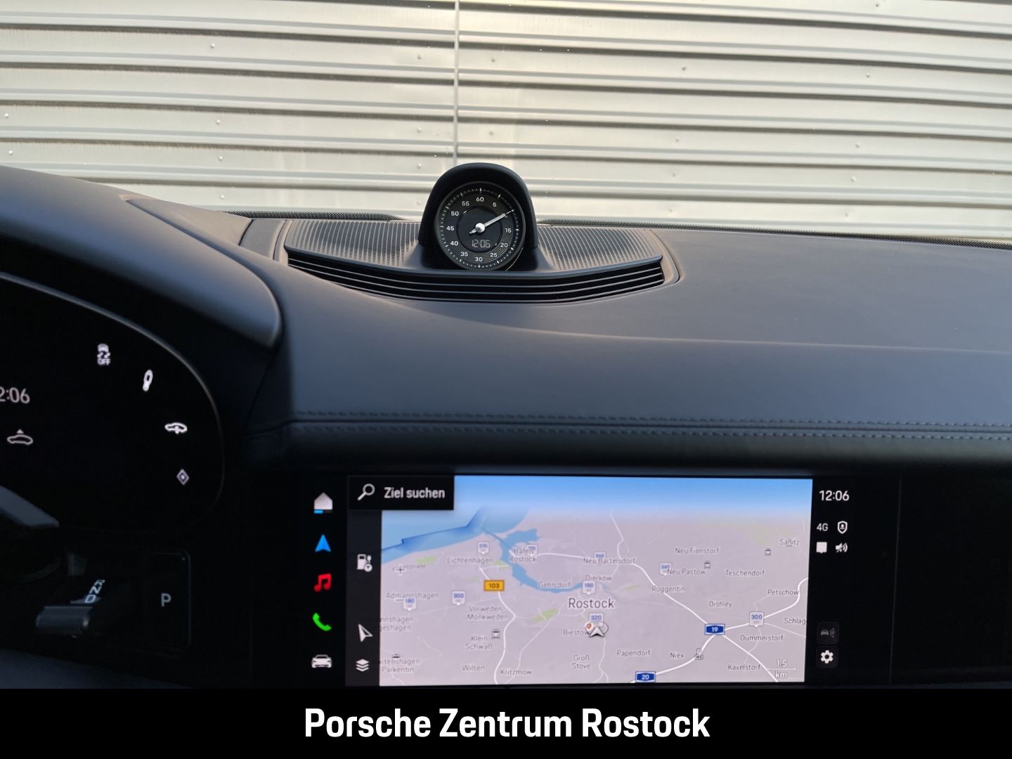 Porsche Taycan 4 Cross Turismo InnoDrive LED-Matrix