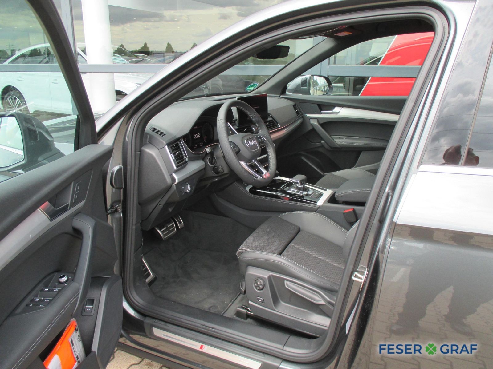 Audi Q5 40 TDI S line - Samsaru's Car Outlet