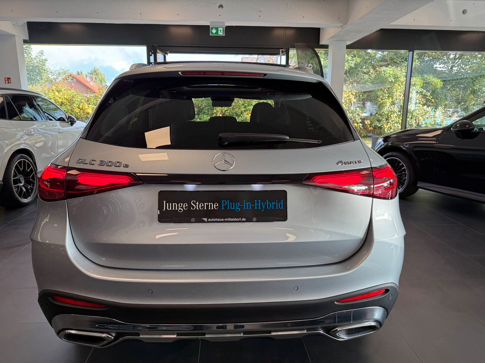 Mercedes-Benz GLC 300 e 4M AMG - Samsaru's Car Outlet