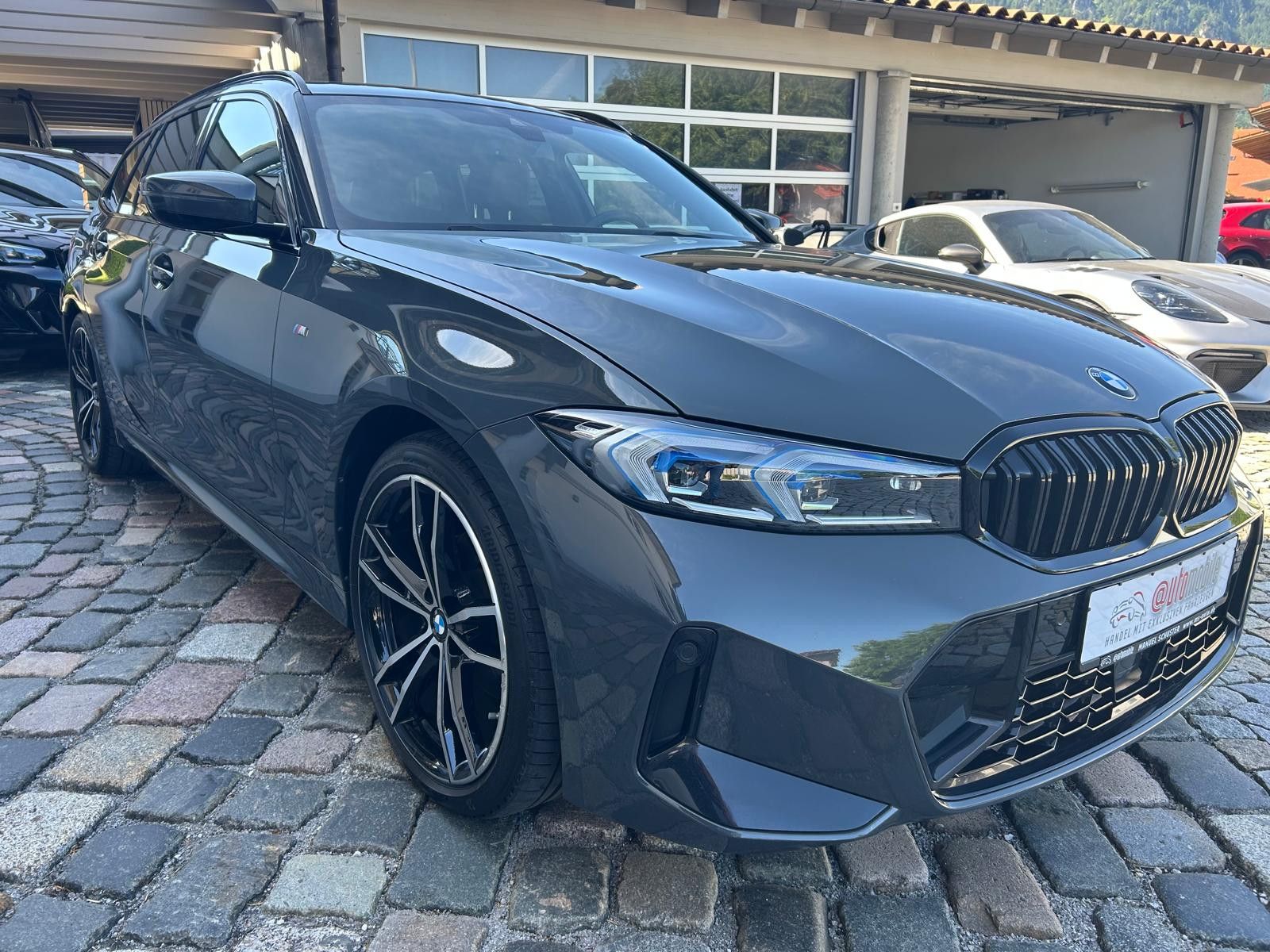 BMW 320 d xDrive M-Sport - Samsaru's Car Outlet