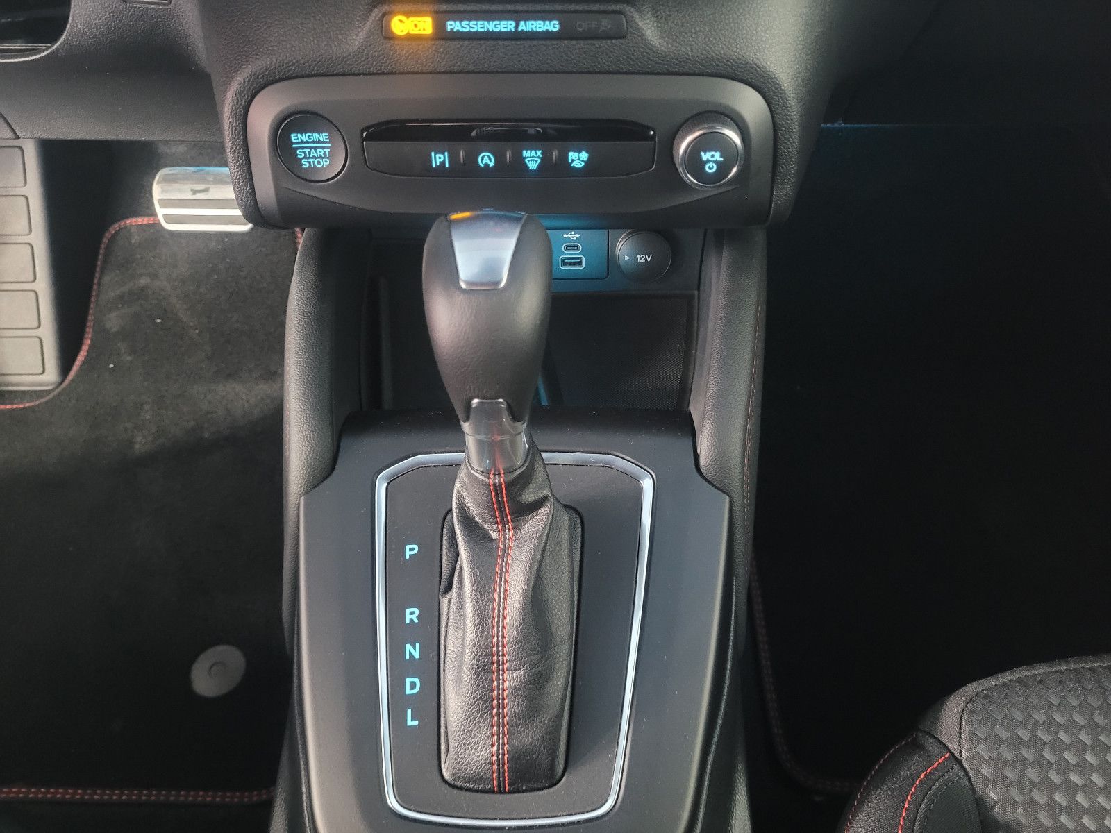 Ford Focus EcoBoost mHEV Autom. ST-Line X m. ACC/LED
