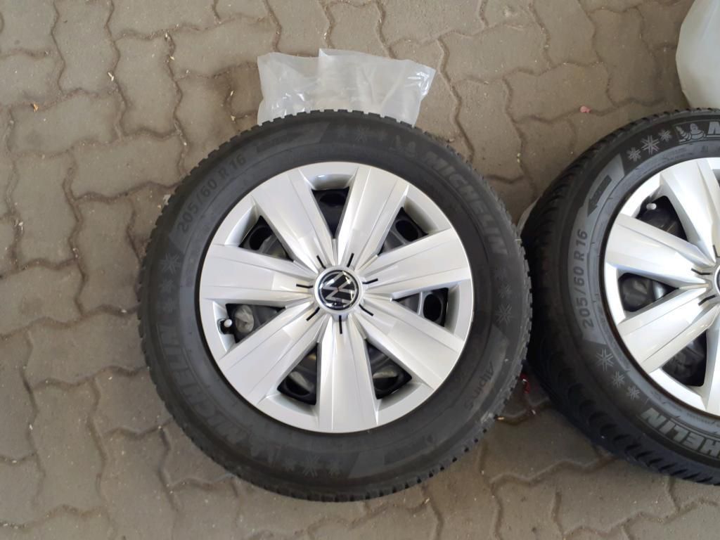 Volkswagen T-Roc Style 1.5 TSI - Samsaru's Car Outlet