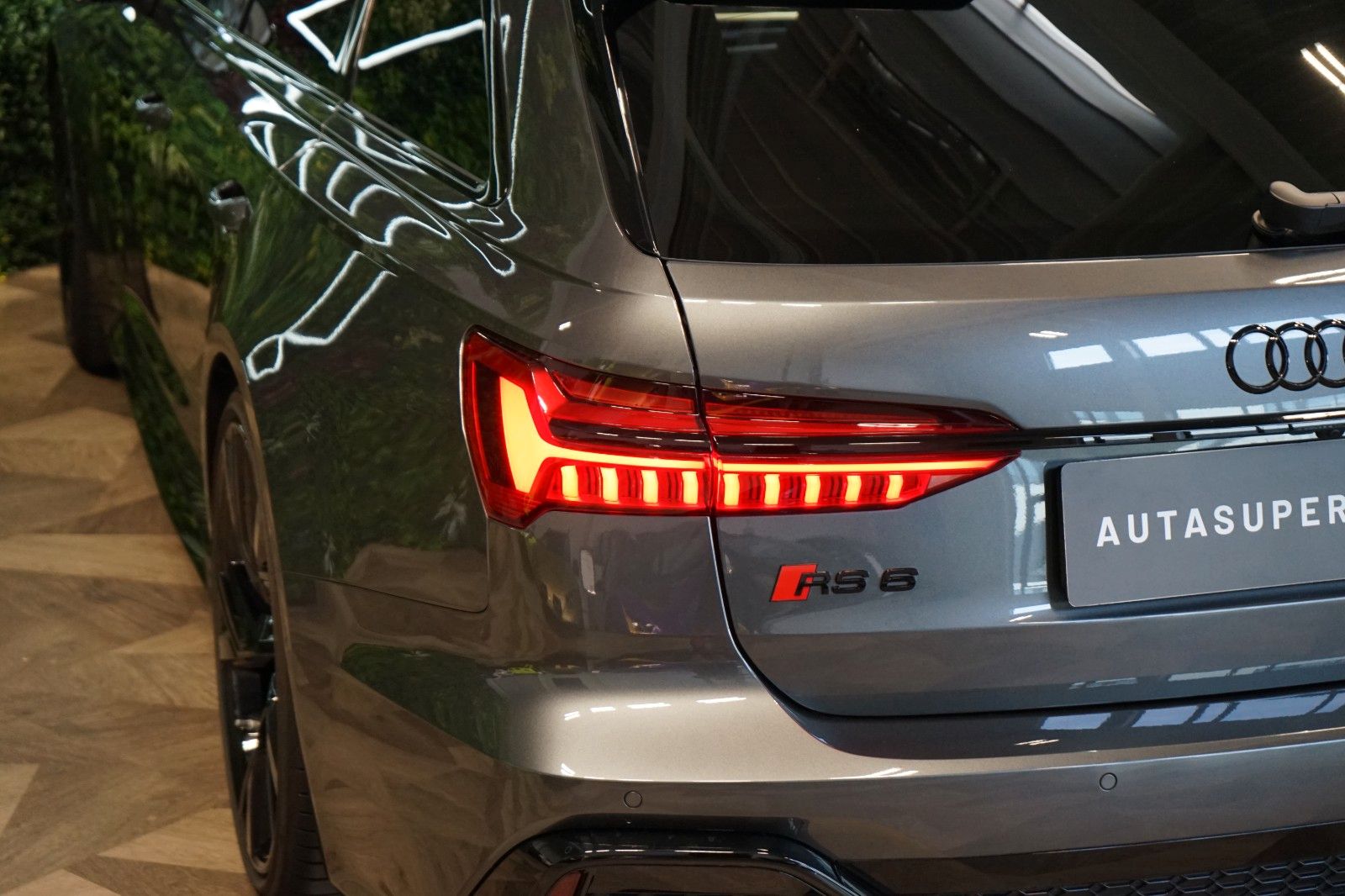 Audi RS6*PERFO*QUATTRO*MATRIX*B&O*TOW*360*106.694€NET