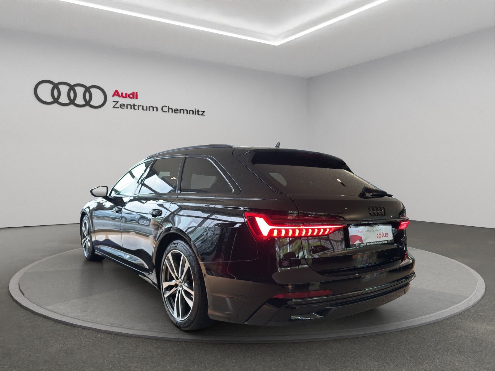 Audi A6 Avant 40 TDI quattro S tronic S line - Samsaru's Car Outlet