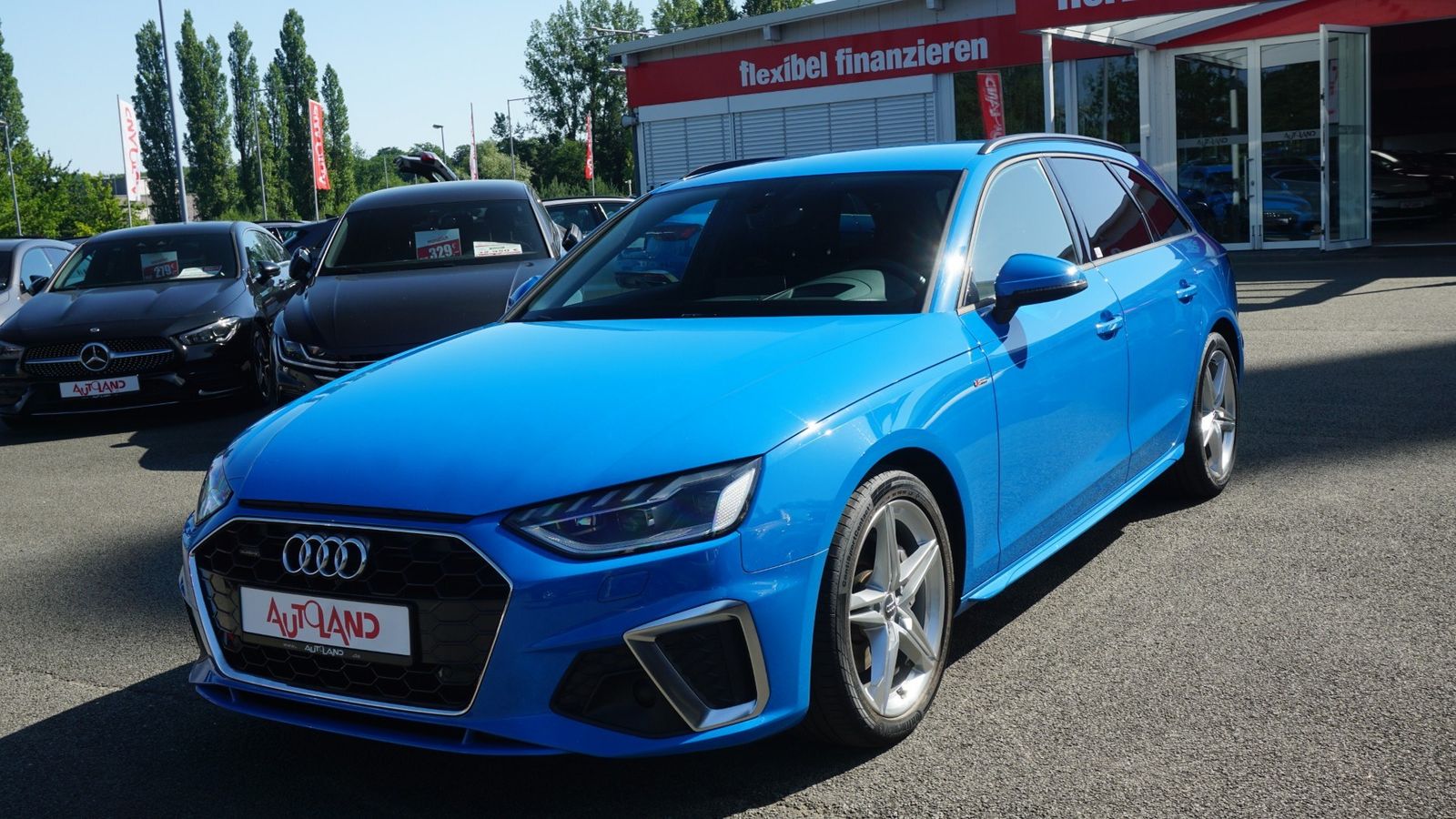 Audi A4 40 quattro S-Line - Samsaru's Car Outlet