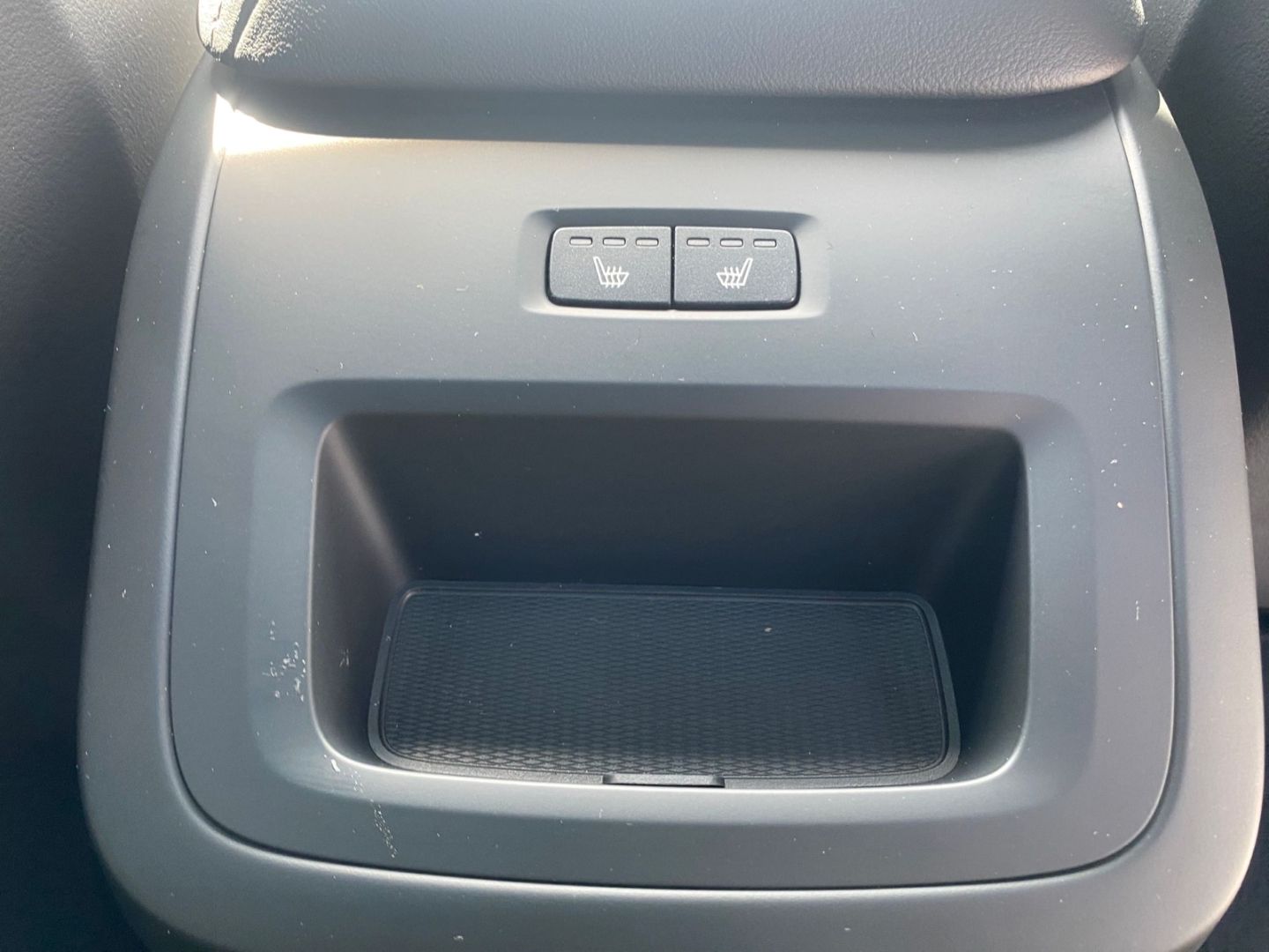 Volvo XC60 T8 Ultra Dark Plug-In Hybrid AHK Pano 360 A