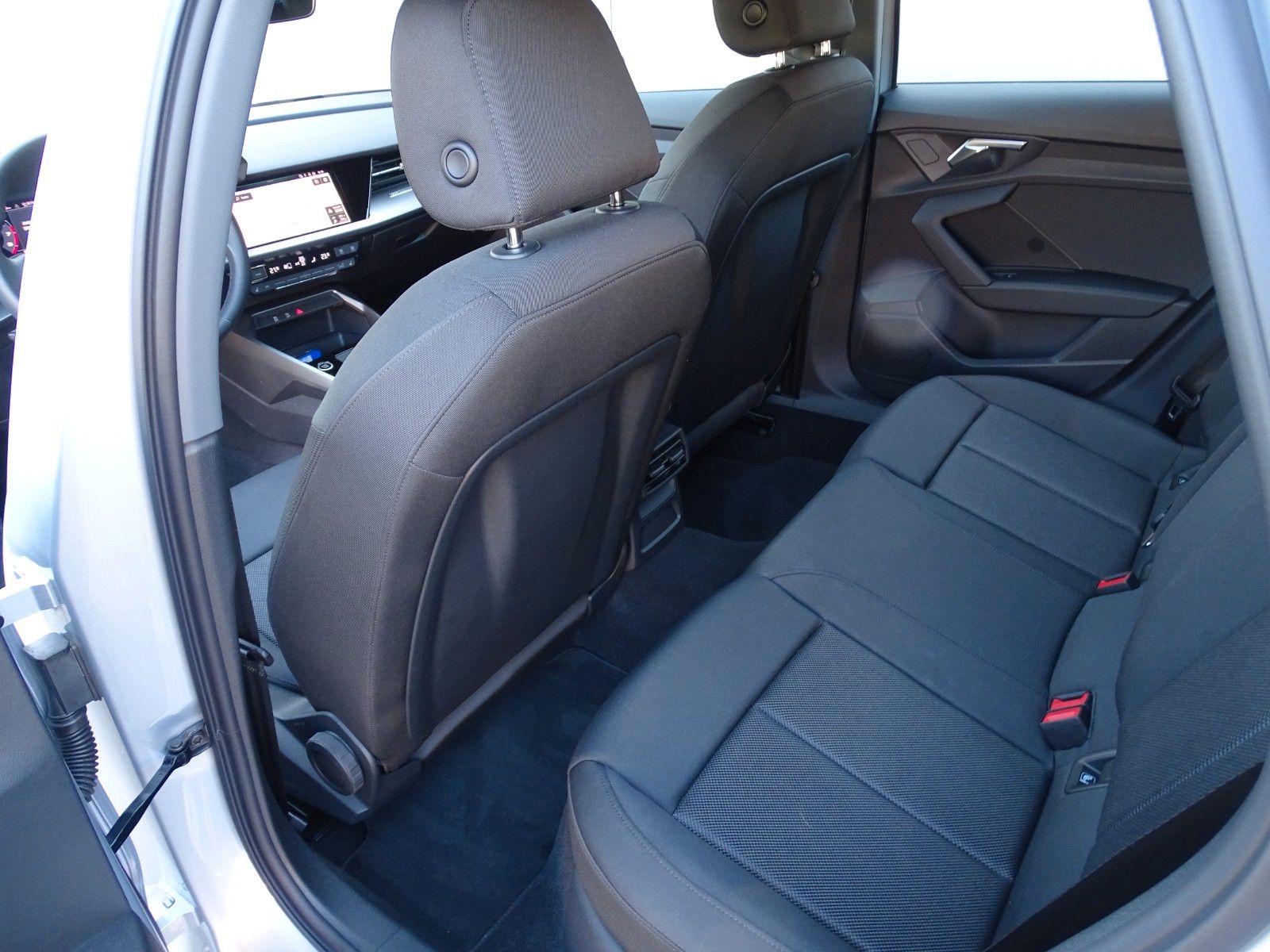 Audi A3 Sportback 35 TFSI advanced DSG LED Navi