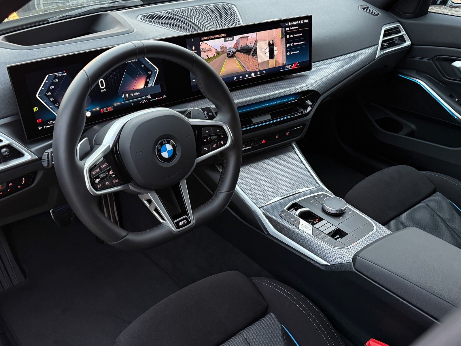 BMW 320i M Sport HuD AHK ACC 360° LED+
