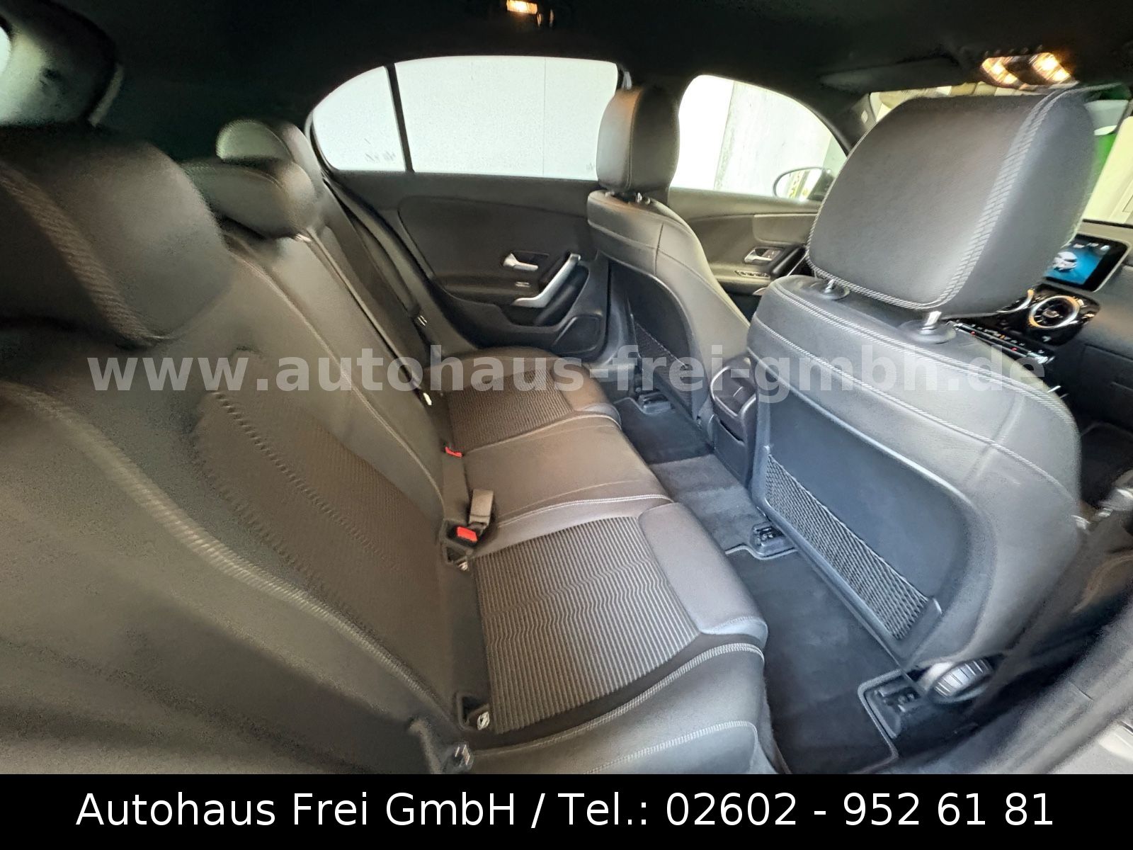 Mercedes-Benz A 160 Progressive - Samsaru's Car Outlet
