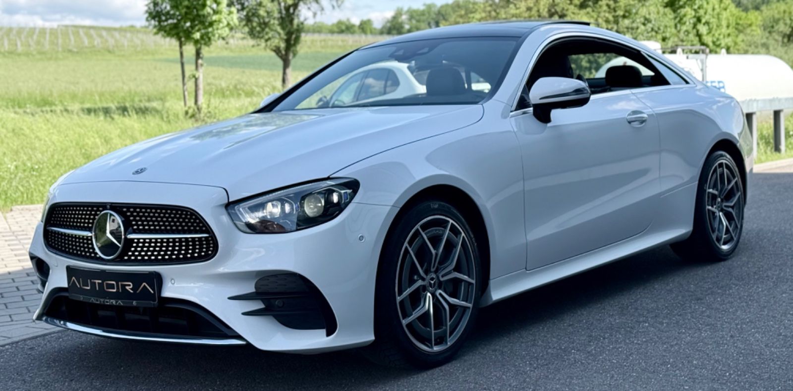 Mercedes-Benz E 300d Coupe 4Matic AMG - Samsaru's Car Outlet