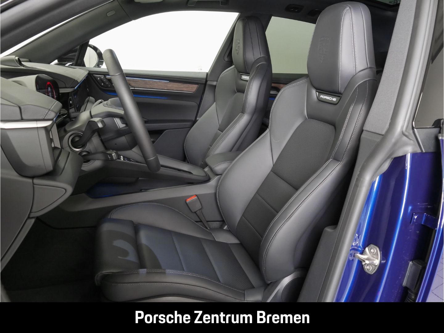Porsche Macan 4S Matrix LED Sportpaket Luftfederung  AHK