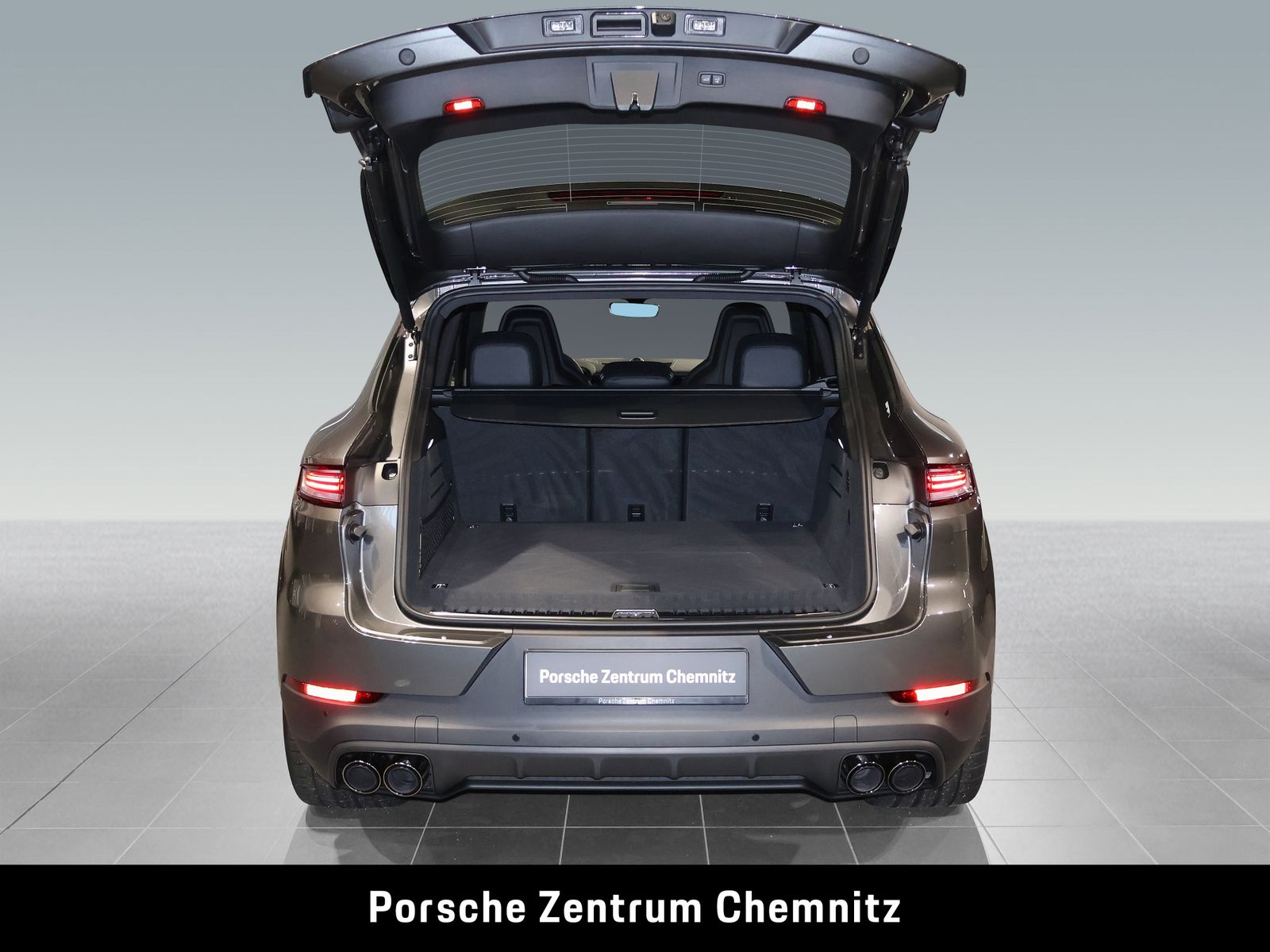 Porsche Cayenne E-Hybrid Sitzbelüft.;Head-Up;BOSE;Pano