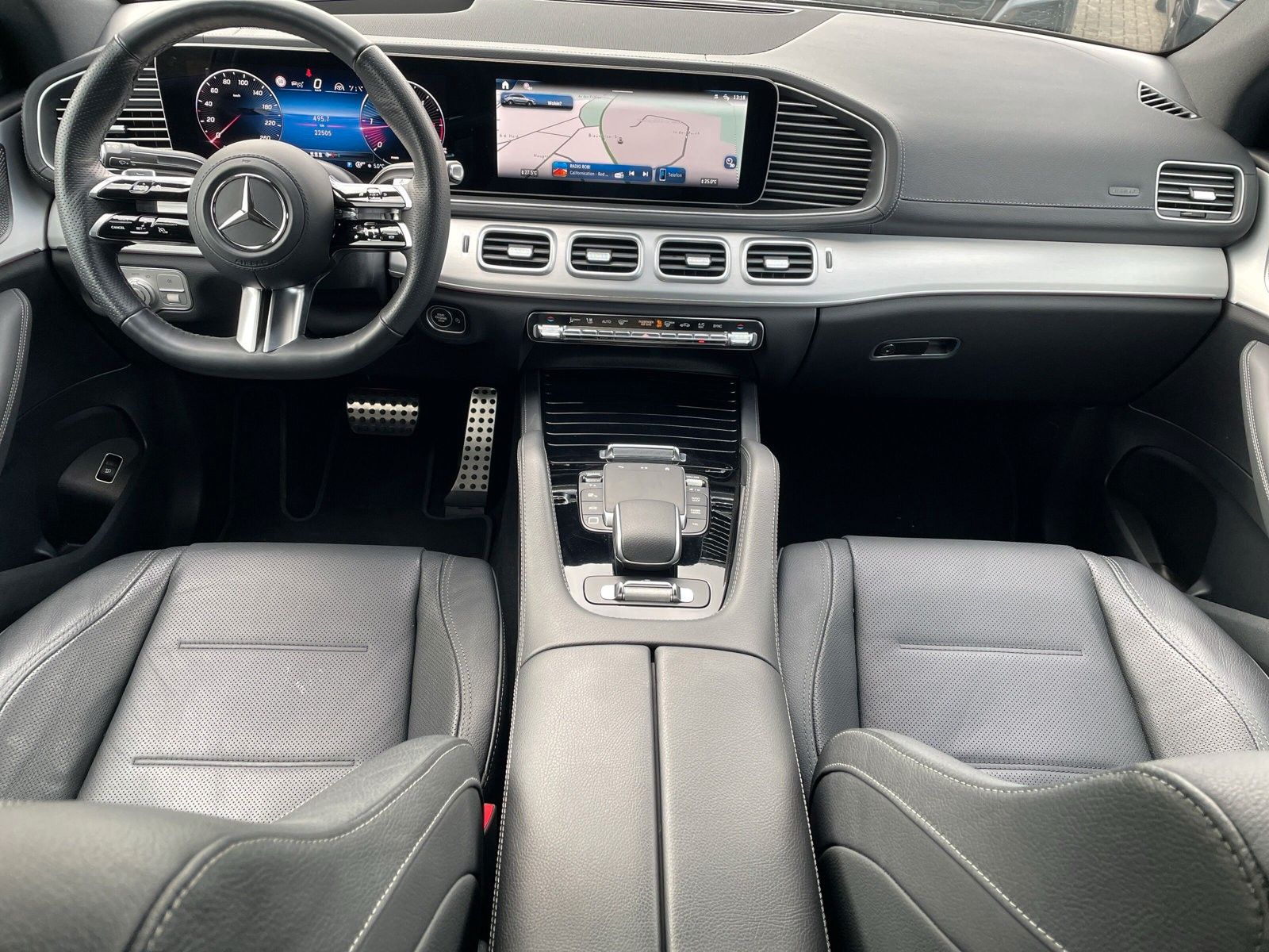 Mercedes-Benz GLE 300d 4M Coupe*22*AMG Premium*22*Pano*360*AHK