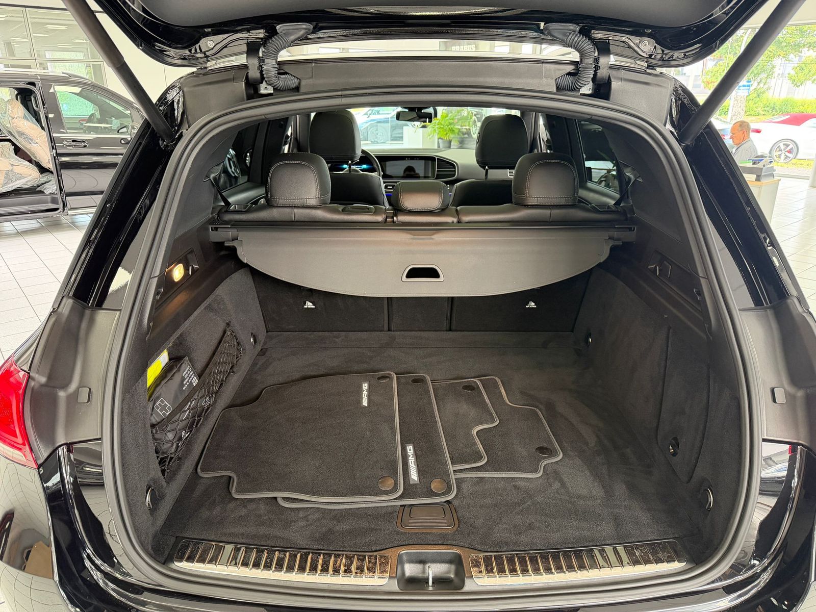 Mercedes-Benz GLE 400 d 4M AMG*MBEAM*PANO*BURM*DISTR*AHK*360°