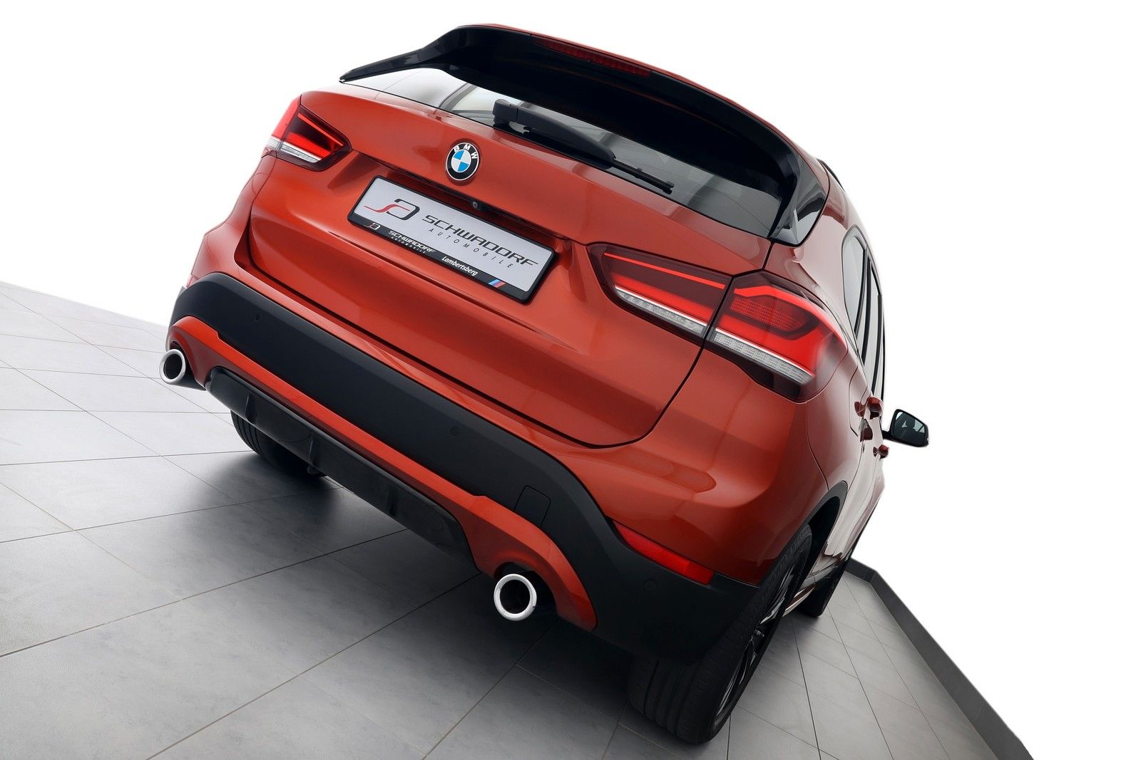 BMW X1 xDrive20d Sport Line - Samsaru's Car Outlet