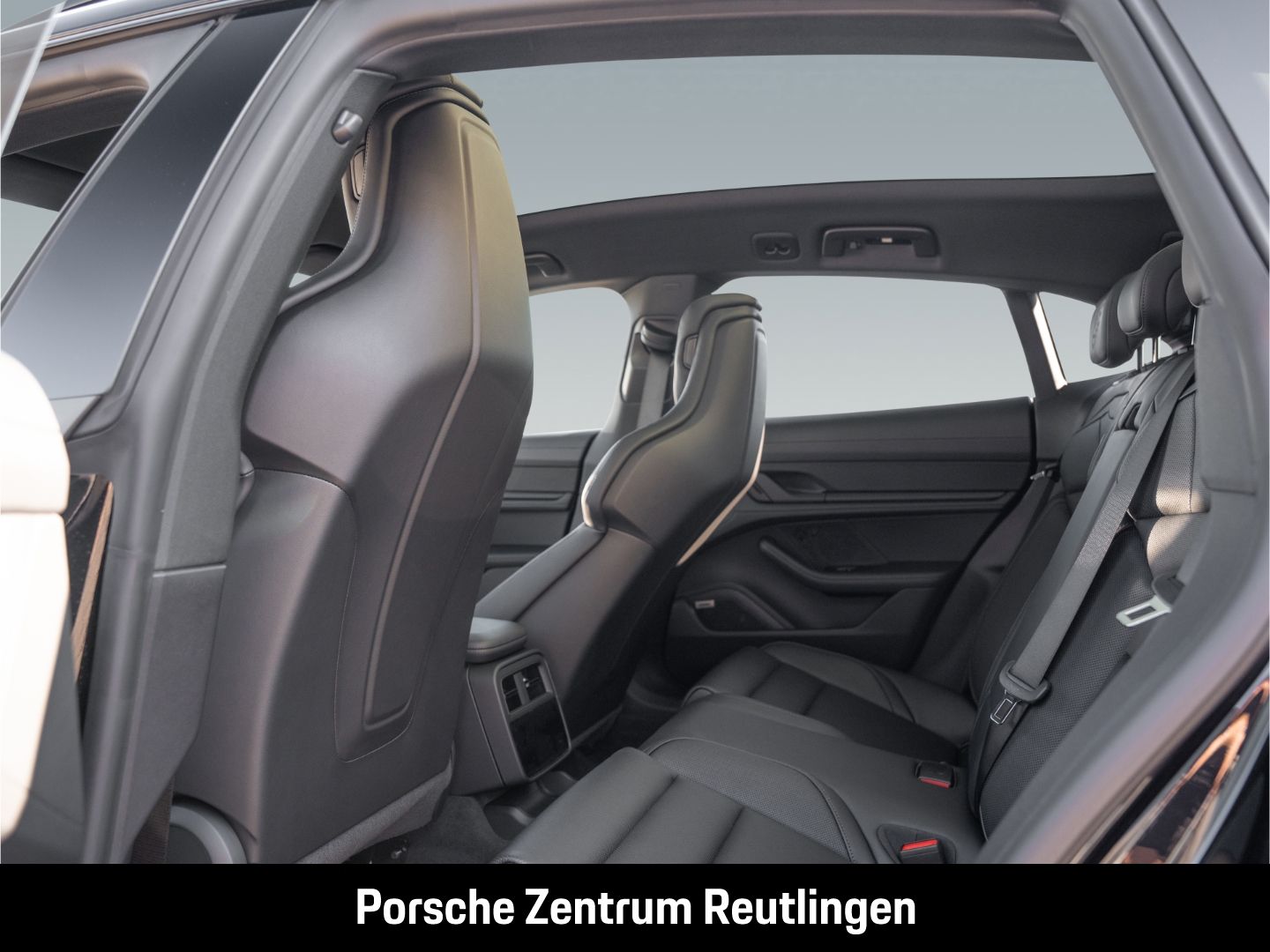 Porsche Taycan 4S Cross Turismo HA-Lenkung Active-Ride