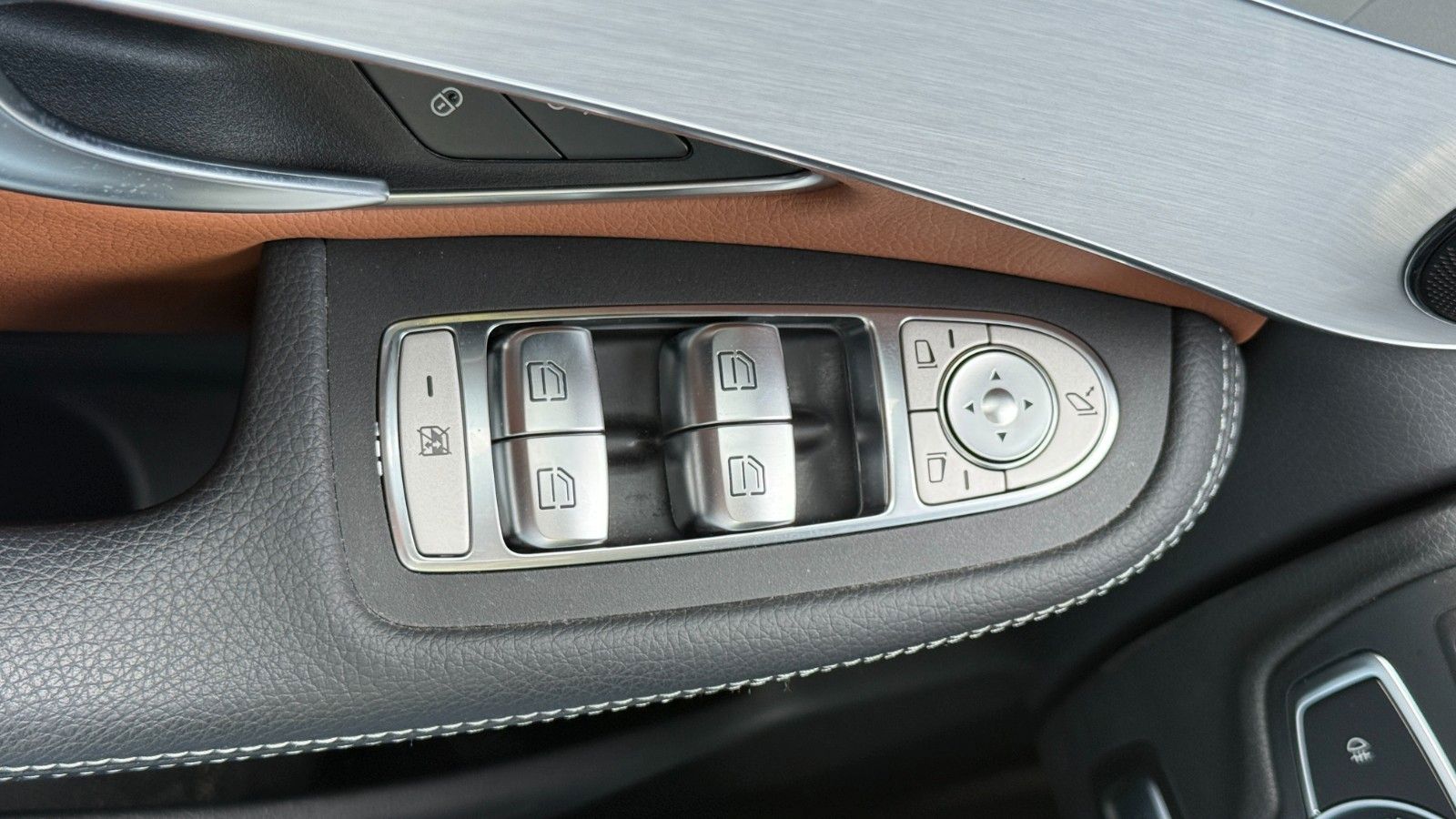Mercedes-Benz GLC 400d 4M 2x AMG LEDER+GSHD+COMAND+ACC+VIRTUAL