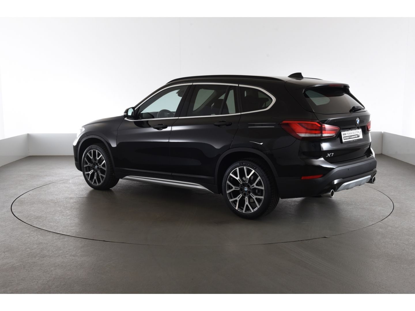 BMW X1 xDrive 20i xLine - Samsaru's Car Outlet