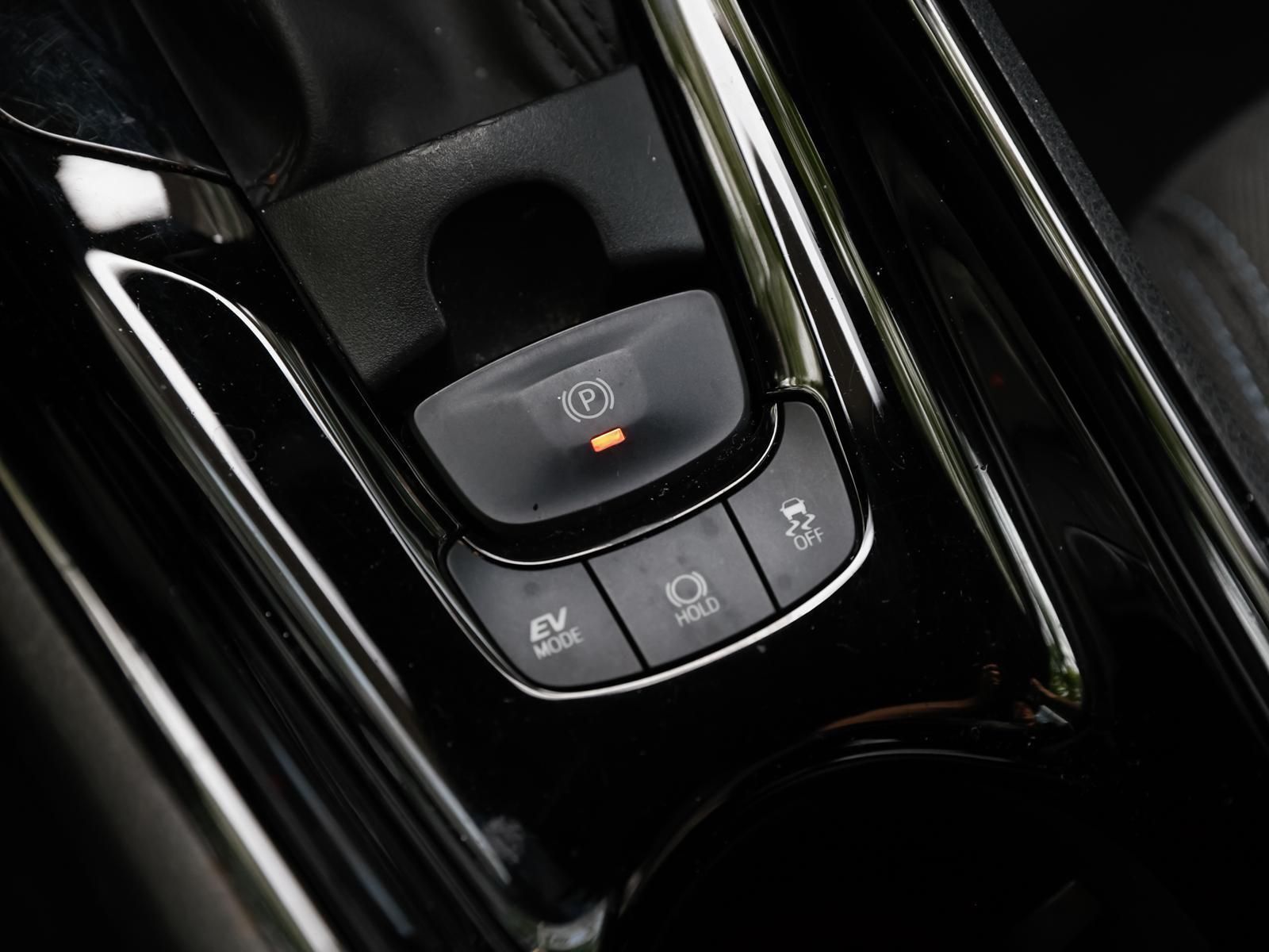Toyota C-HR 2.0 HYBRID - Samsaru's Car Outlet