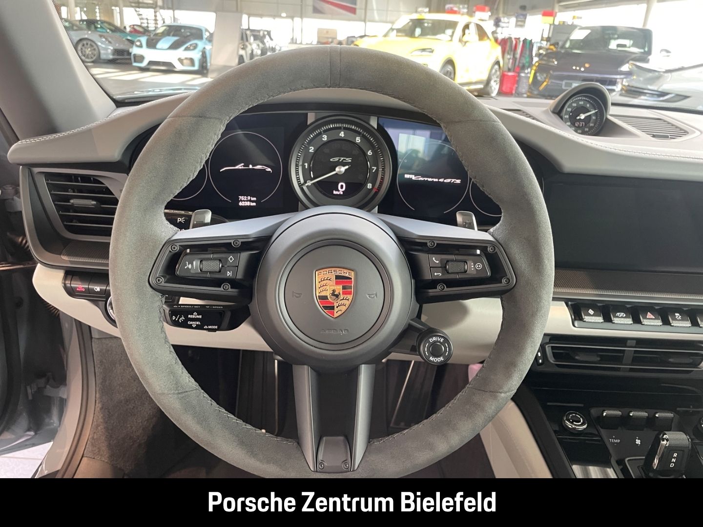Porsche 992 911 Carrera 4 GTS Cabriolet Sportabgasanlage