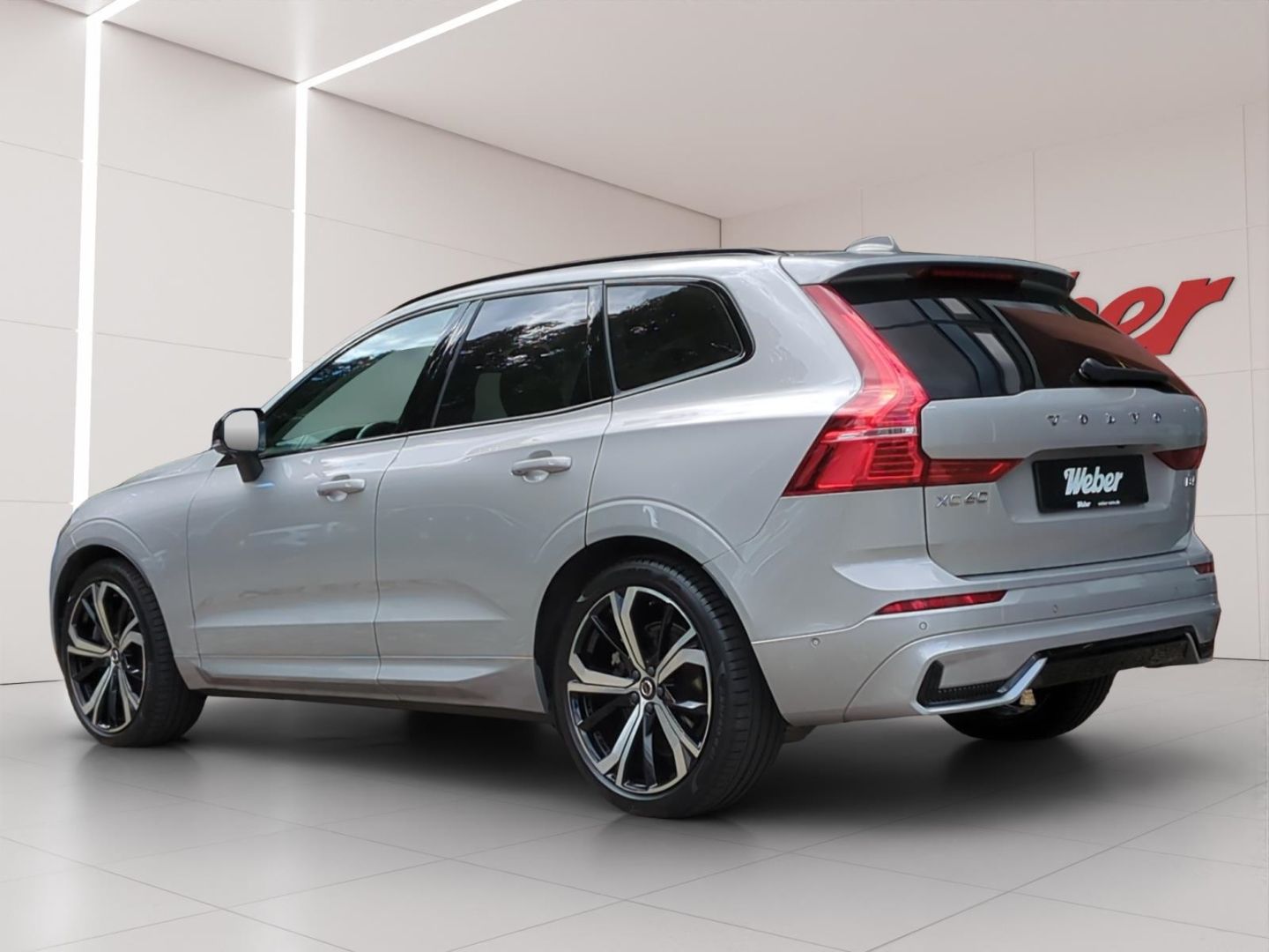 Volvo XC60 B4 AWD Ultimate Dark *Luft*AHK*SH*BLIS*360*