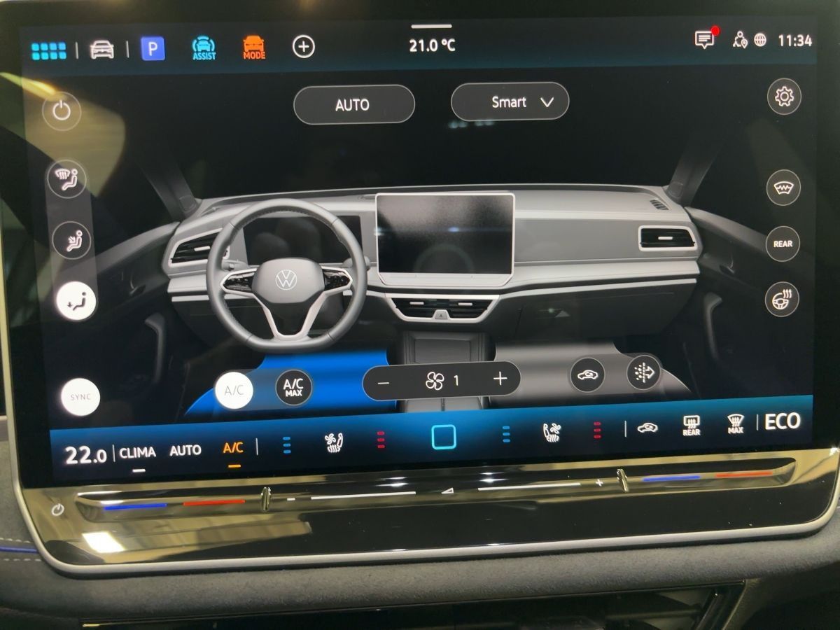 Volkswagen Passat Variant 1.5 eHybrid R-Line AHZV SIGNATURE