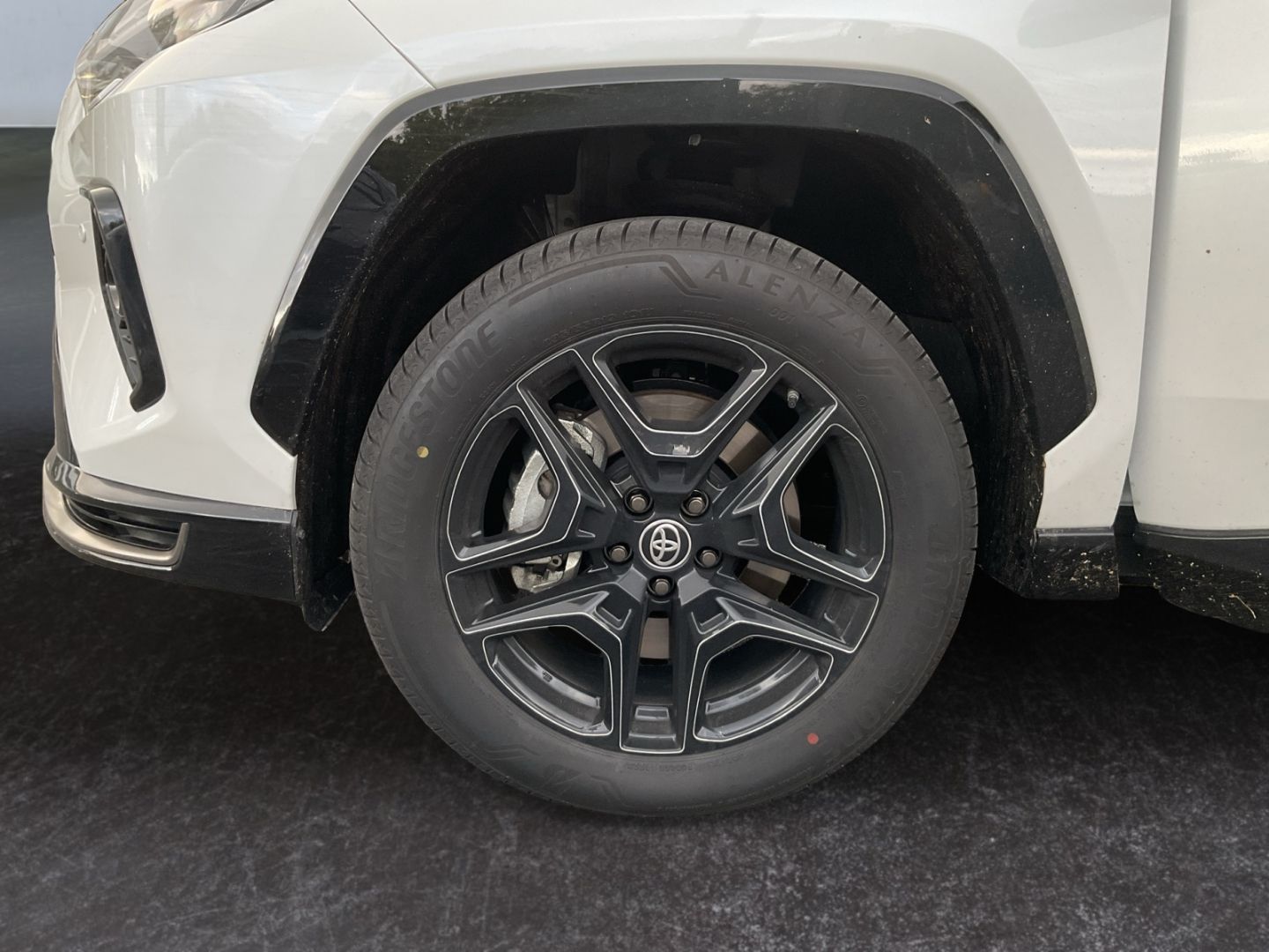 Toyota RAV 4 Plug-in-Hybrid GR SPORT *Allrad*HUD*360*JB