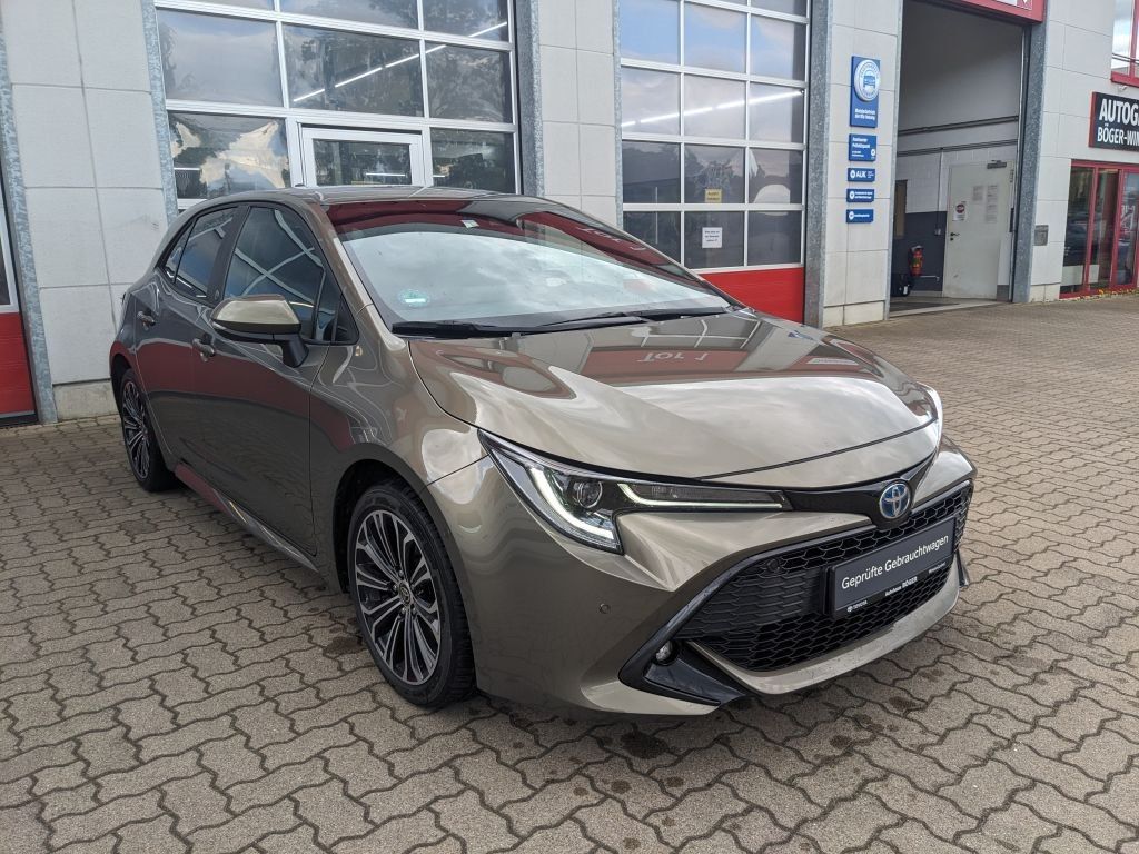 Toyota Corolla 2.0 Hybrid - Samsaru's Car Outlet