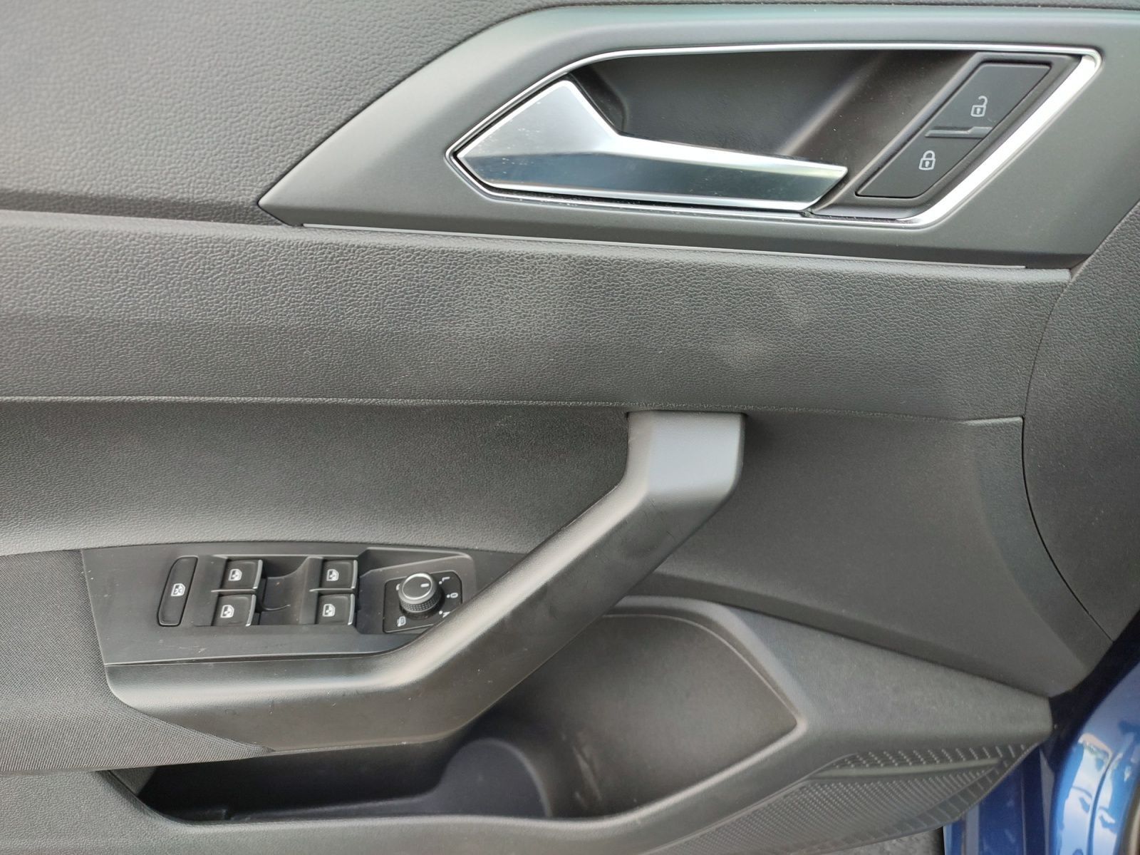 Volkswagen Taigo 1.5 TSI DSG R-Line - Samsaru's Car Outlet