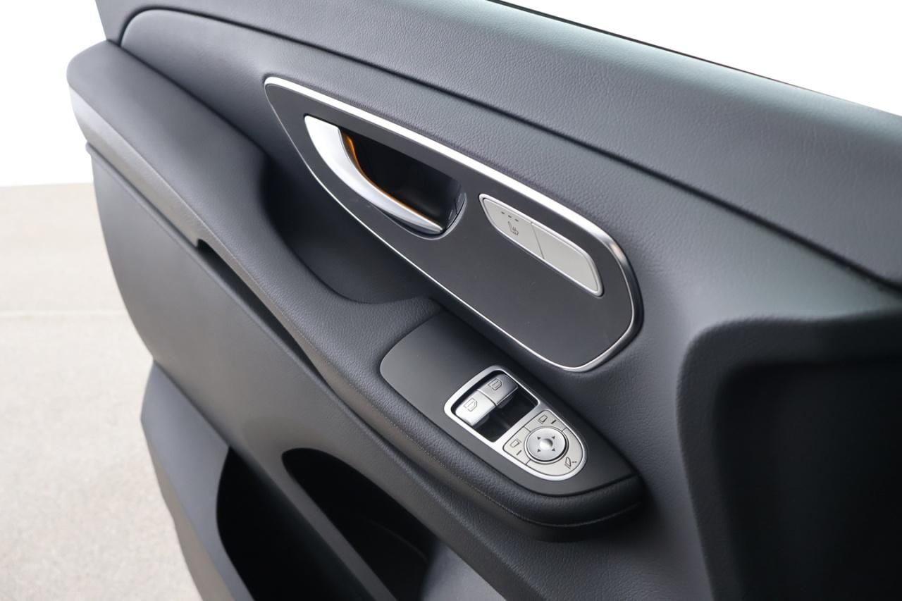 Mercedes-Benz V 250 d Lang 4MATIC - Samsaru's Car Outlet