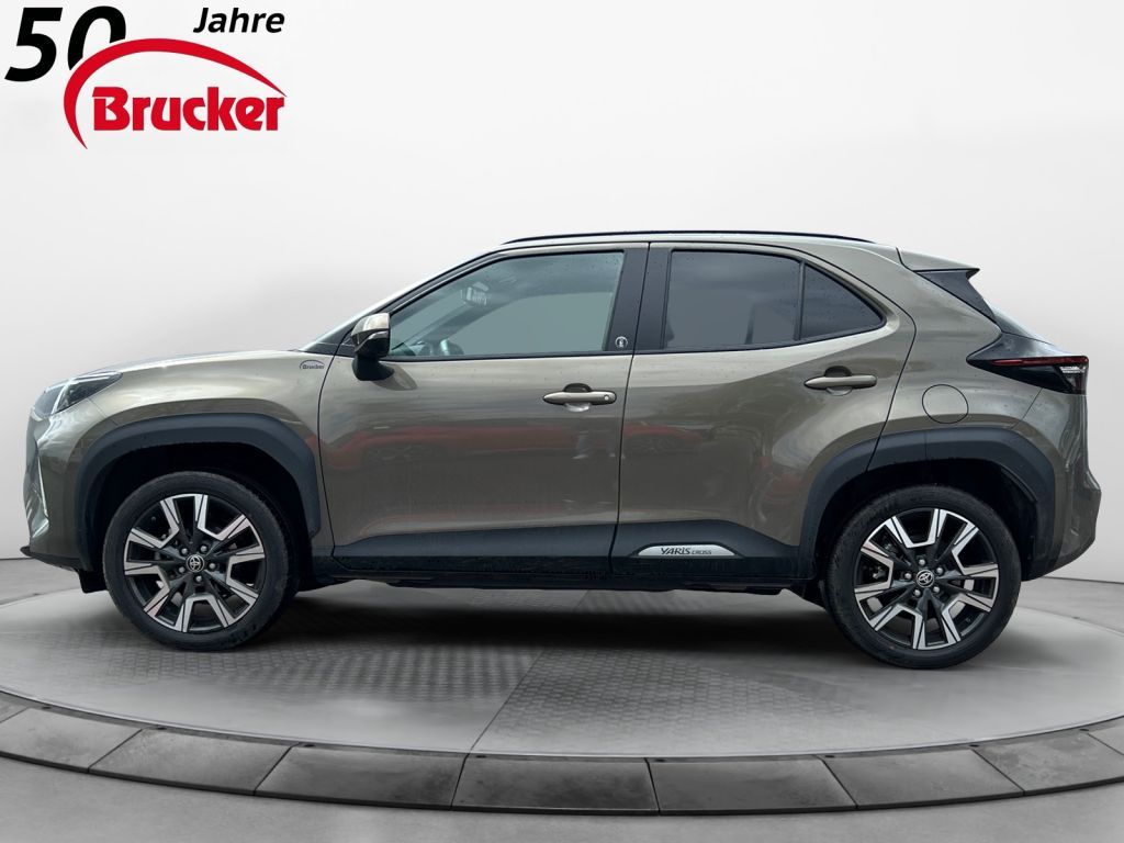 Toyota Yaris Cross Team D mit WP+SP