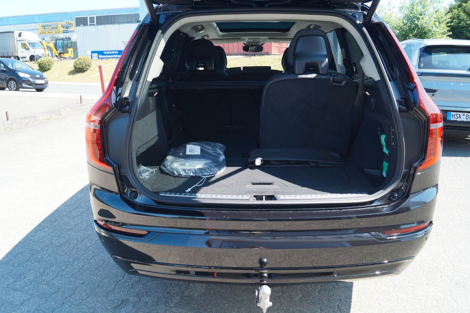 Volvo XC90 T8 AWD PlugIn Hybrid Ultra Dark 7-Sitze Aut