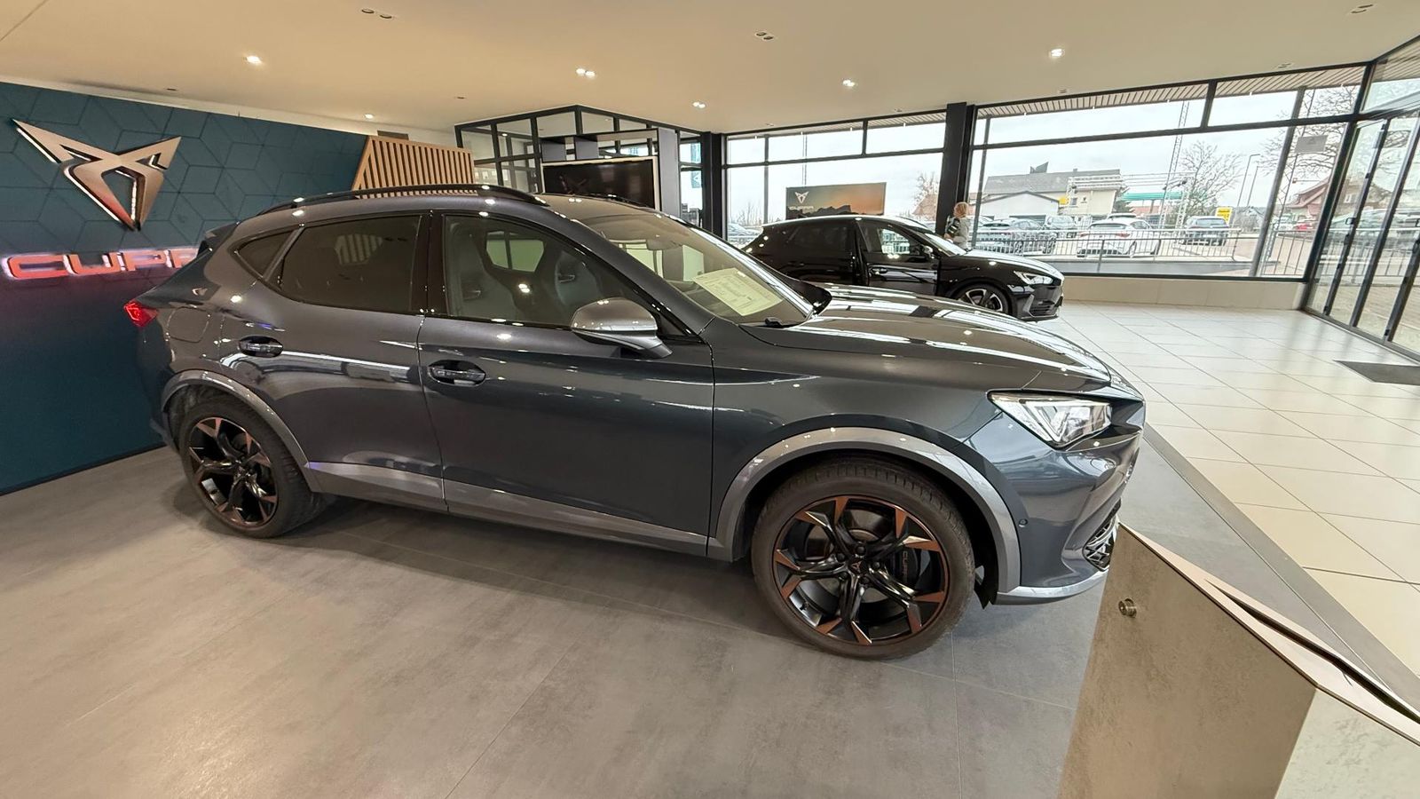 Cupra Formentor VZ 1.4 e-hybrid - Samsaru's Car Outlet