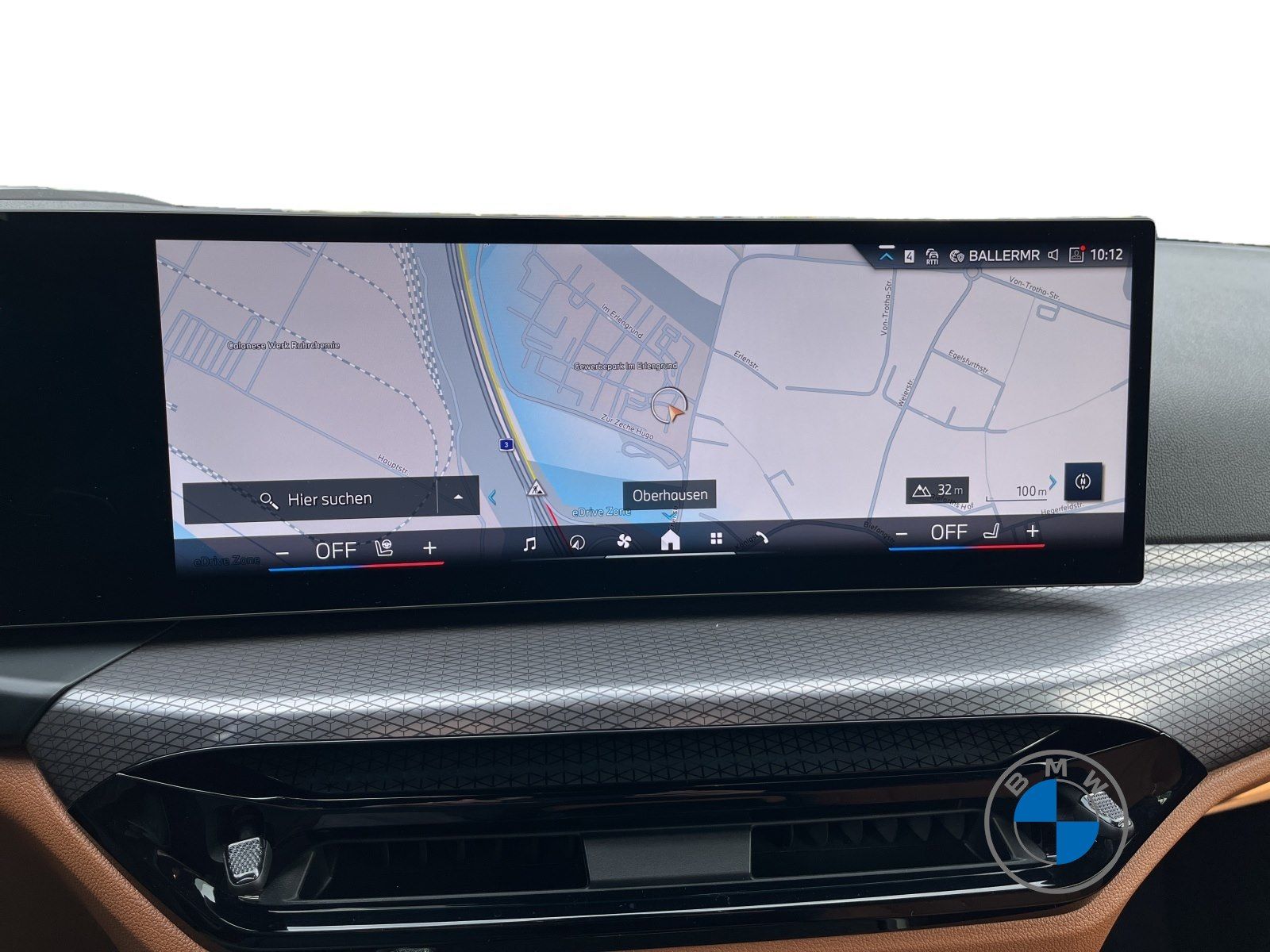 BMW 330e xDrive Touring M Sport Pro AHK Pano ACC H/K